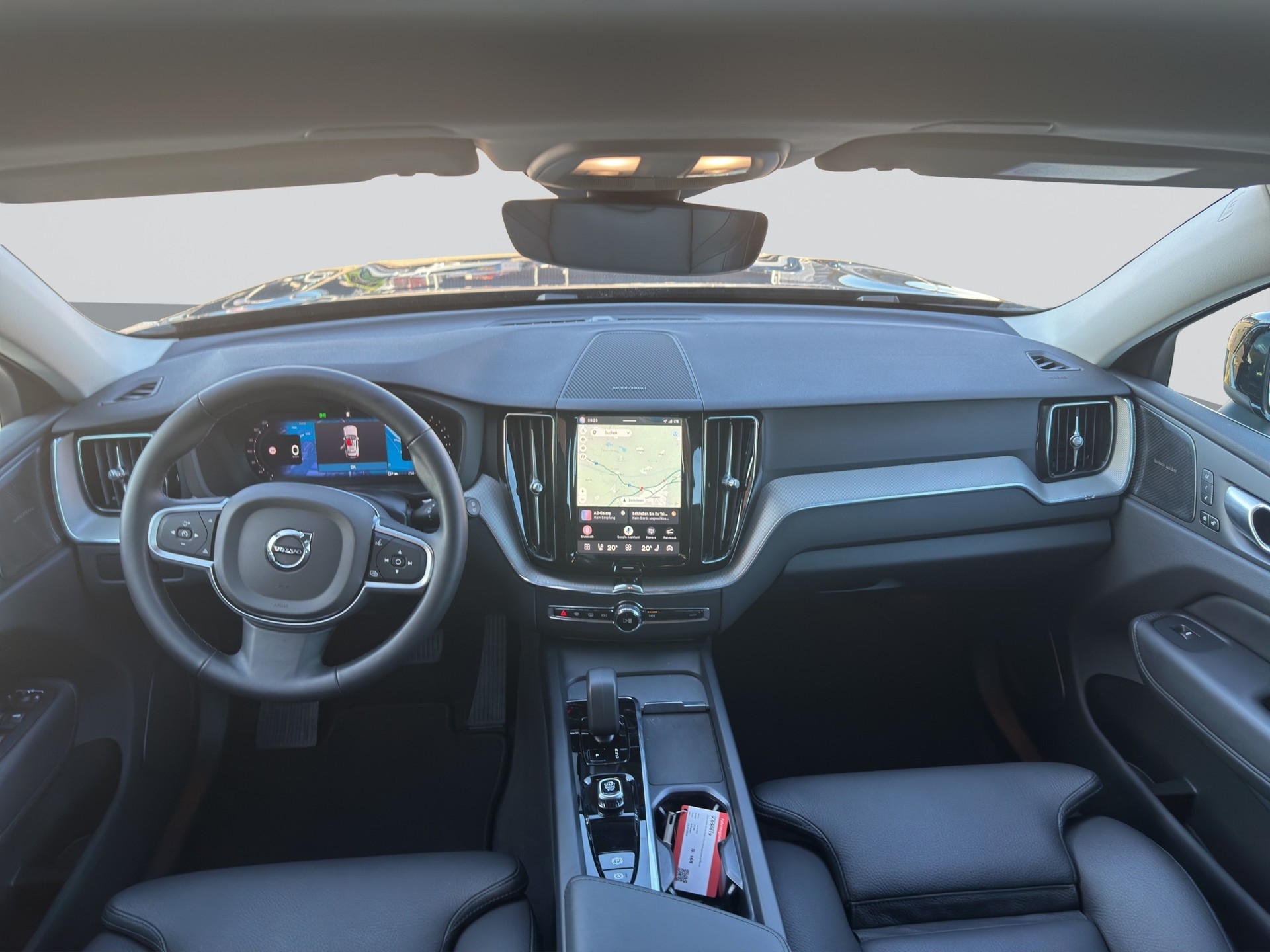 VOLVO XC60 B5 Benzin Mild Hybrid AWD Core Geartronic-image-15