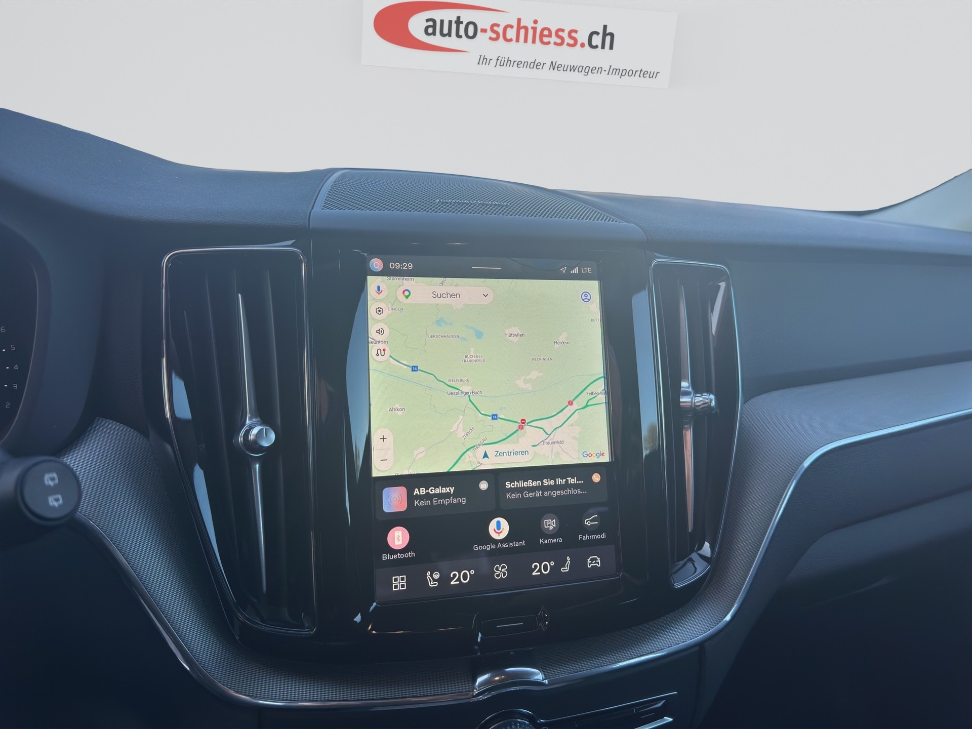 VOLVO XC60 B5 Benzin Mild Hybrid AWD Core Geartronic-image-12