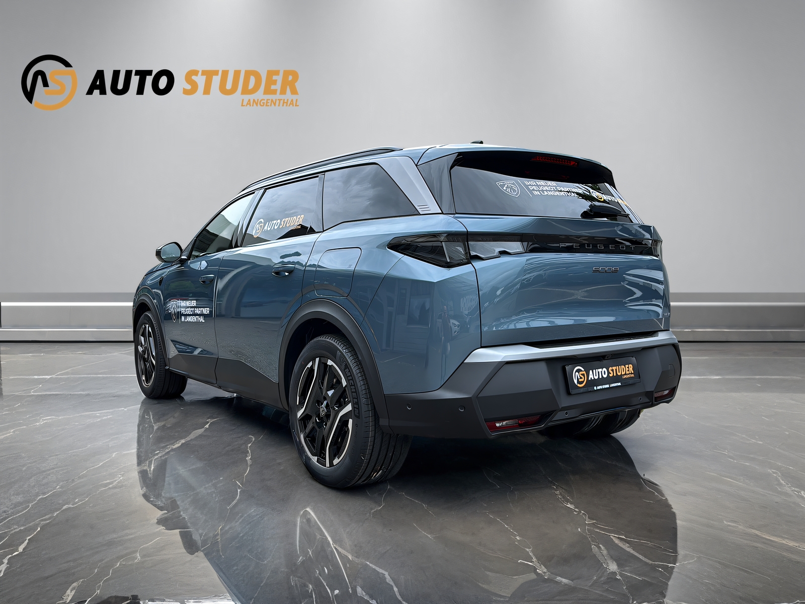 PEUGEOT 5008 1.6 PHEV 225 GT-image-9