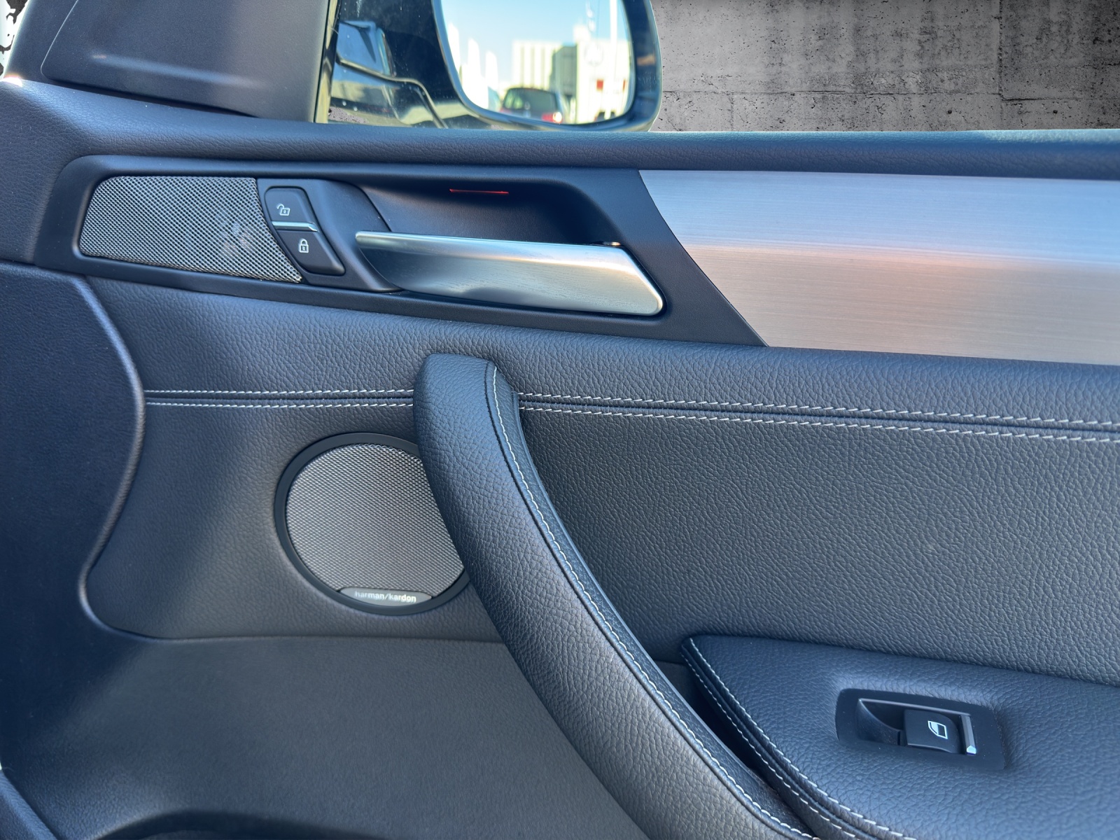 BMW X4 M 40i Steptronic-image-10