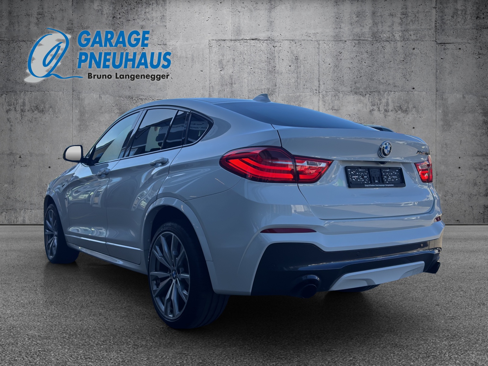 BMW X4 M 40i Steptronic-image-4