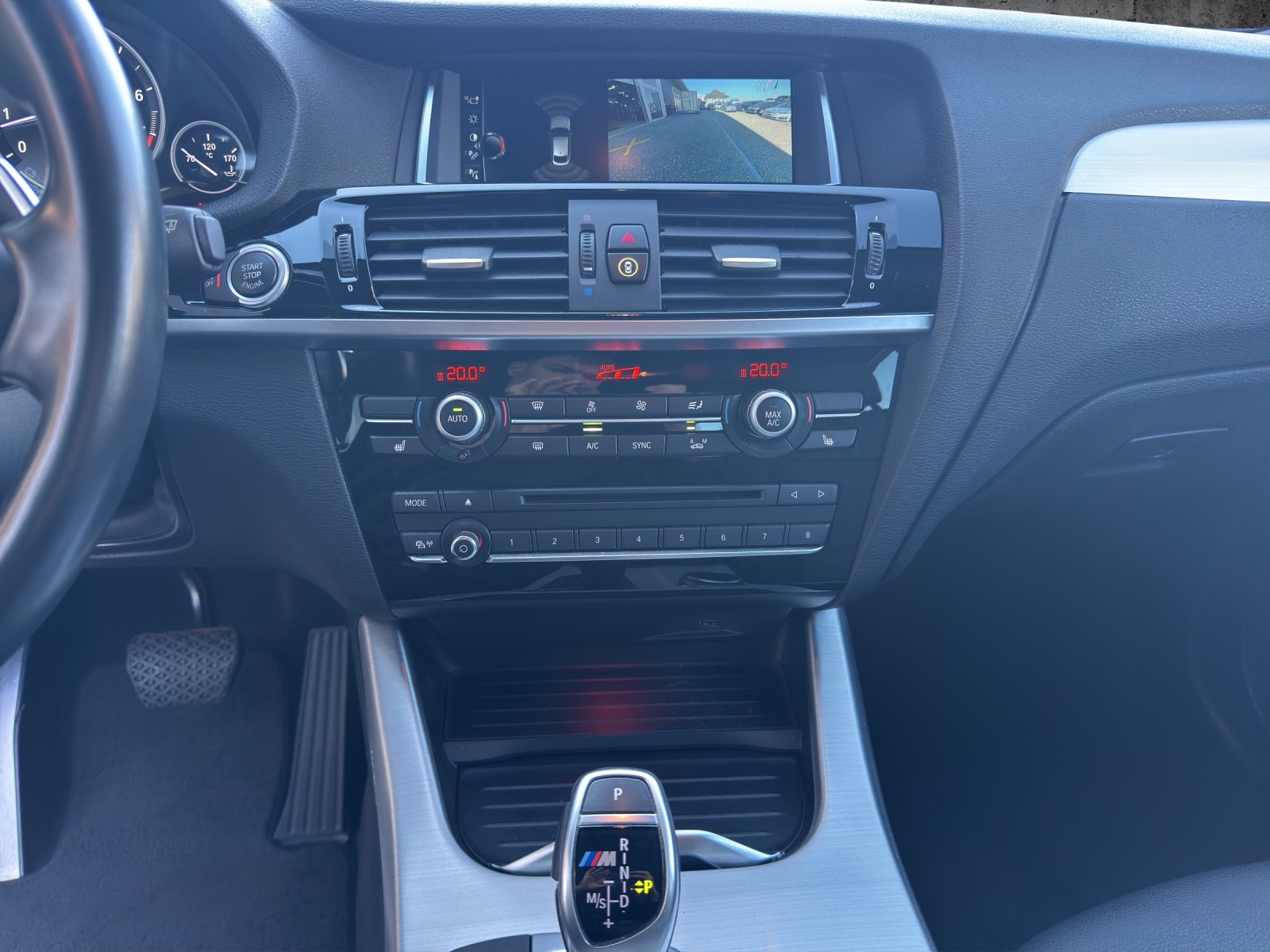 BMW X4 M 40i Steptronic-image-15