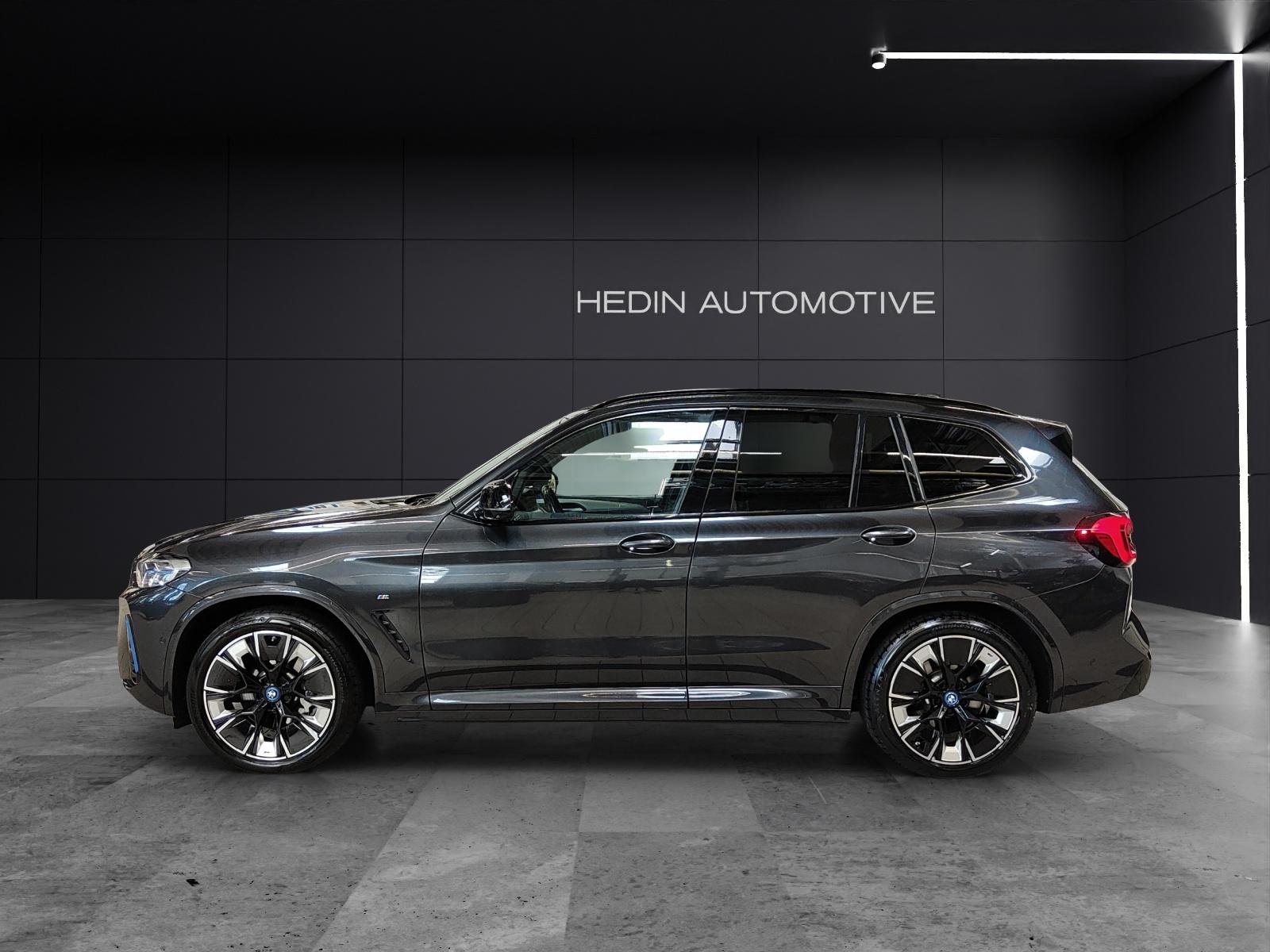 BMW iX3 E-Motor-showroom-element-1