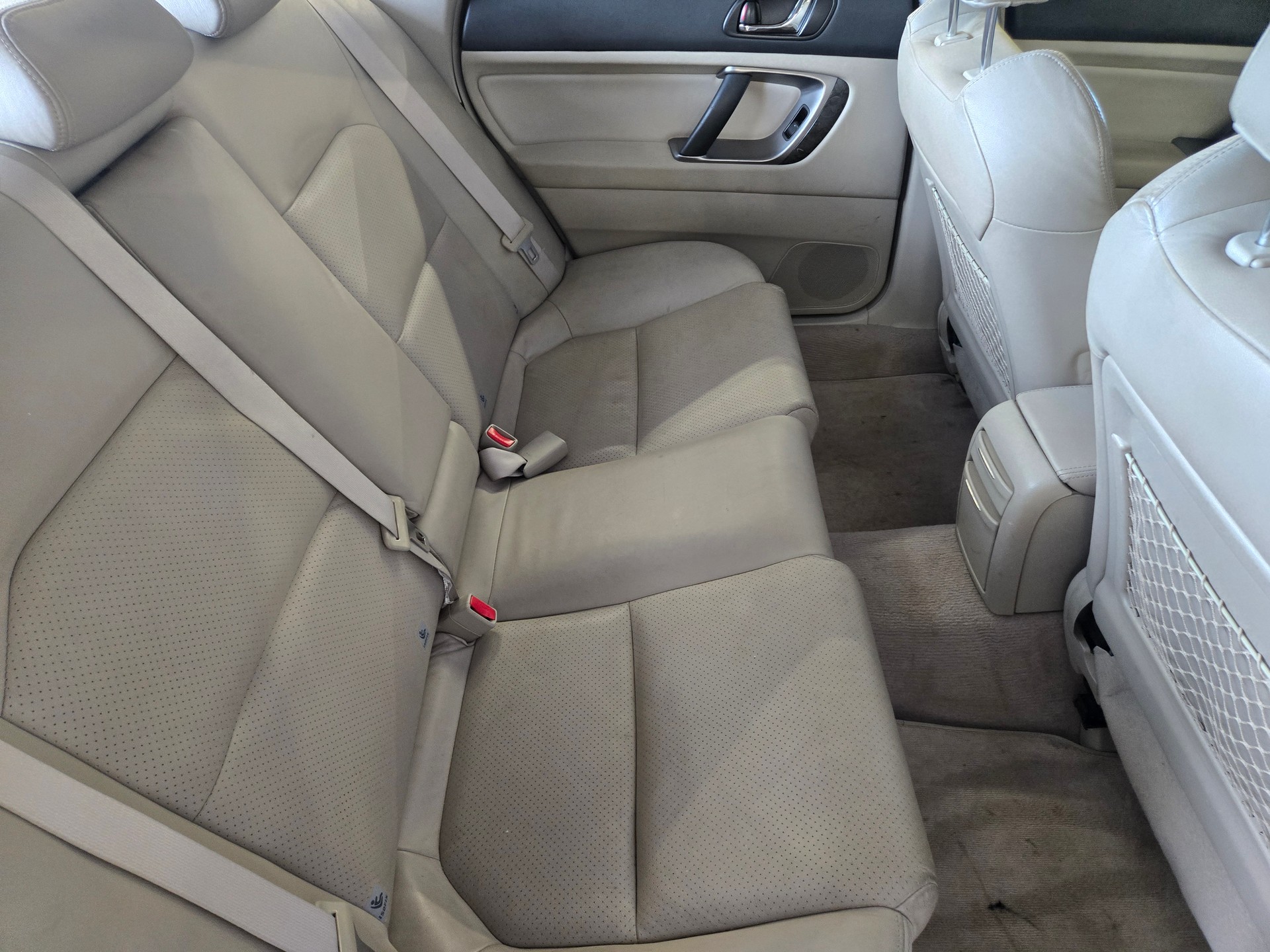 SUBARU Legacy 3.0R AWD Executive-image-8