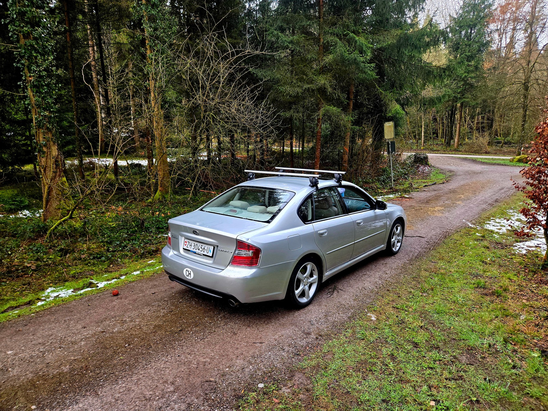 SUBARU Legacy 3.0R AWD Executive-image-1