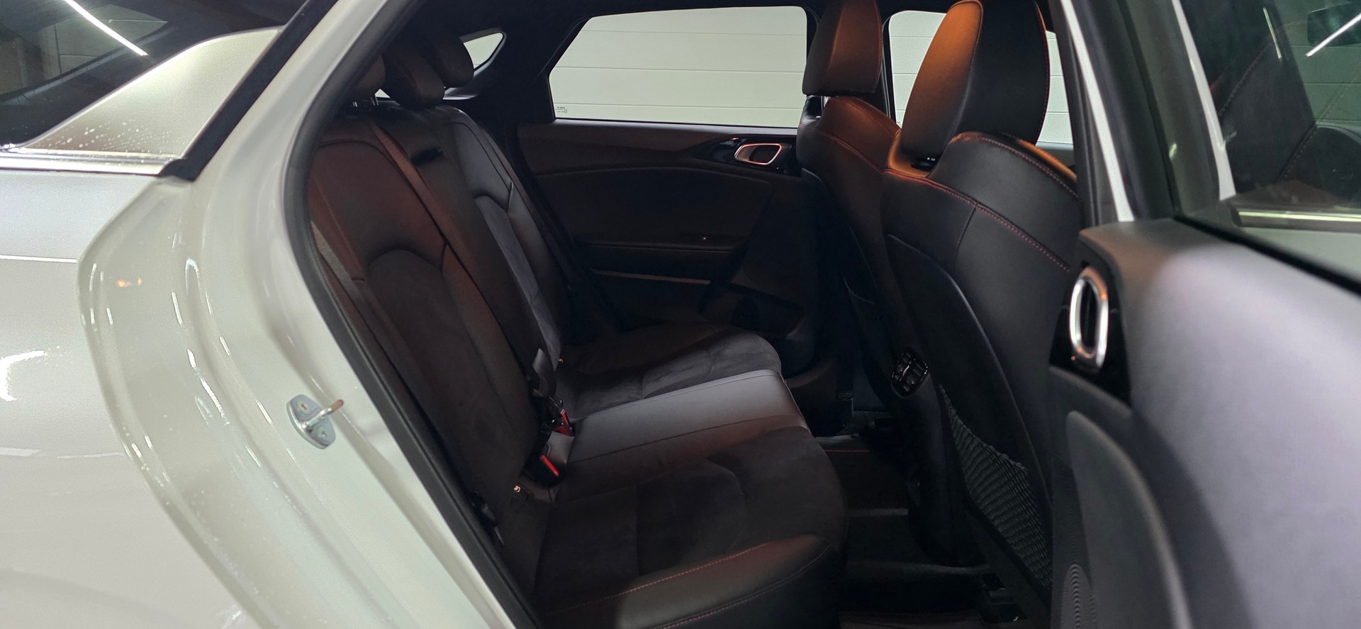 KIA ProCeed 1.6 T-GDi GT DCT *CarPlay&AndroidAuto*Sitz-&Lenkradheizung*Spurhalteassistent*Rückfahrkamera*-image-27
