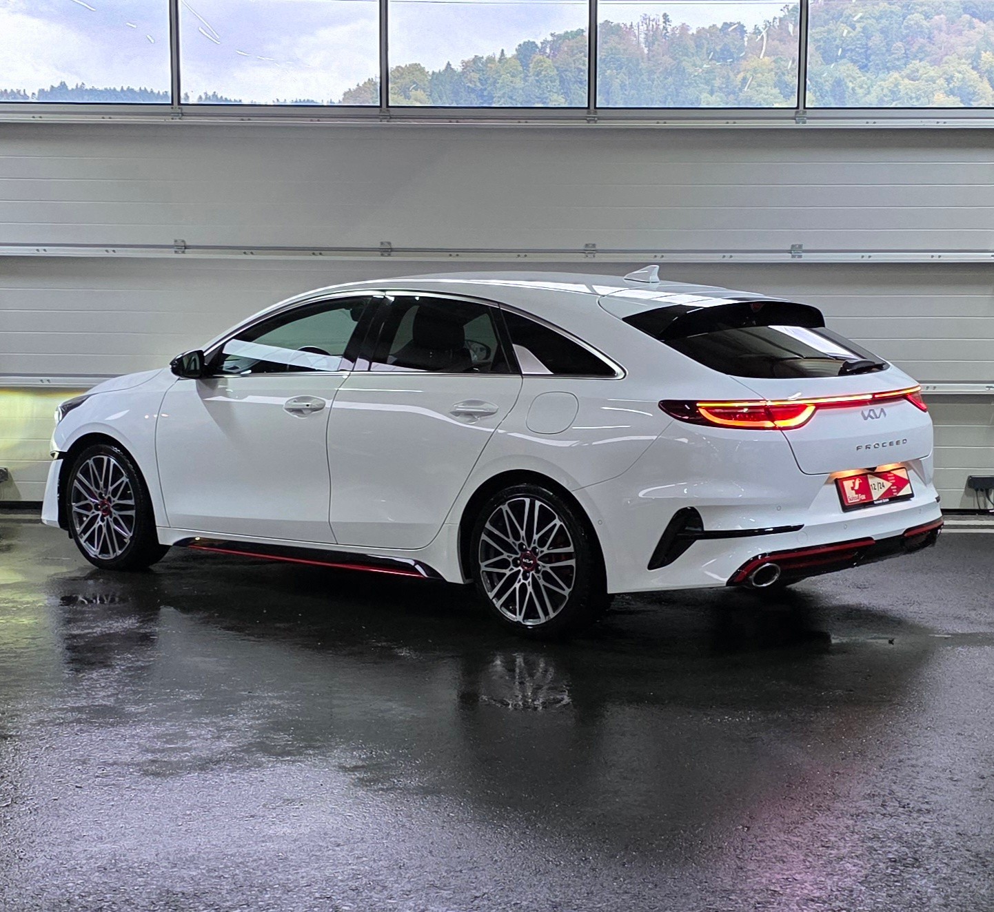 KIA ProCeed 1.6 T-GDi GT DCT *CarPlay&AndroidAuto*Sitz-&Lenkradheizung*Spurhalteassistent*Rückfahrkamera*-image-2