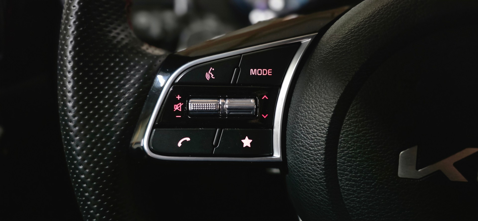 KIA ProCeed 1.6 T-GDi GT DCT *CarPlay&AndroidAuto*Sitz-&Lenkradheizung*Spurhalteassistent*Rückfahrkamera*-image-14