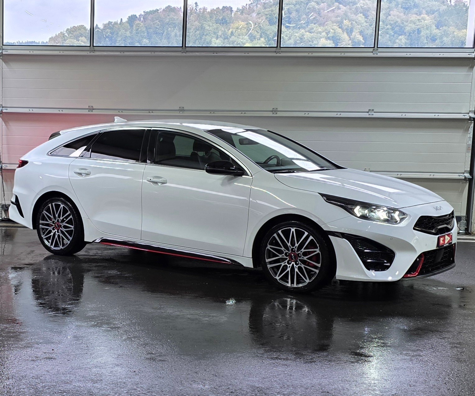 KIA ProCeed 1.6 T-GDi GT DCT *CarPlay&AndroidAuto*Sitz-&Lenkradheizung*Spurhalteassistent*Rückfahrkamera*-image-6