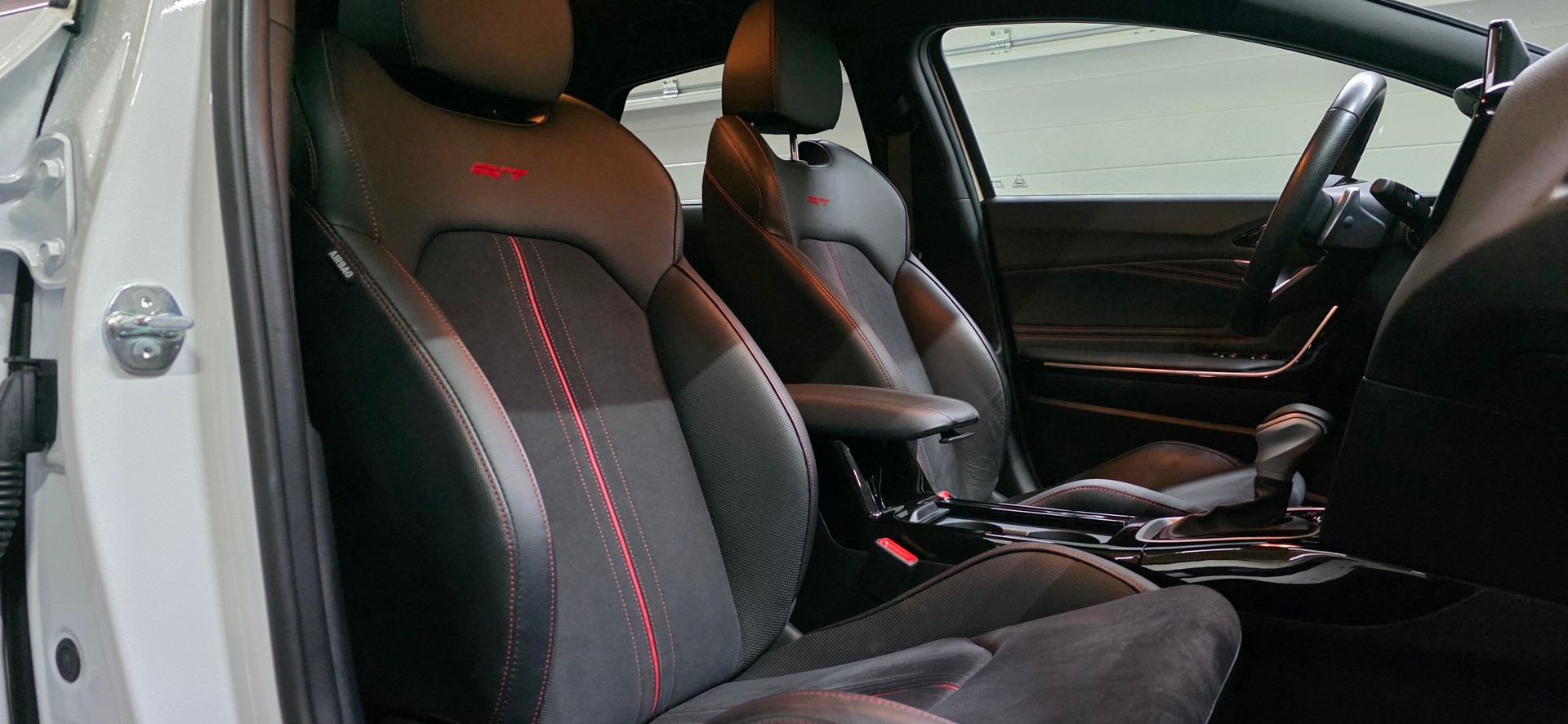 KIA ProCeed 1.6 T-GDi GT DCT *CarPlay&AndroidAuto*Sitz-&Lenkradheizung*Spurhalteassistent*Rückfahrkamera*-image-26