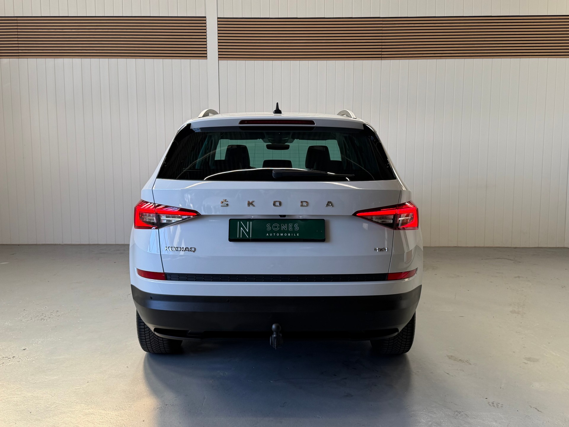 SKODA Kodiaq 2.0 TDI SCR Style 4x4 DSG frisch ab Service & MfK-image-25