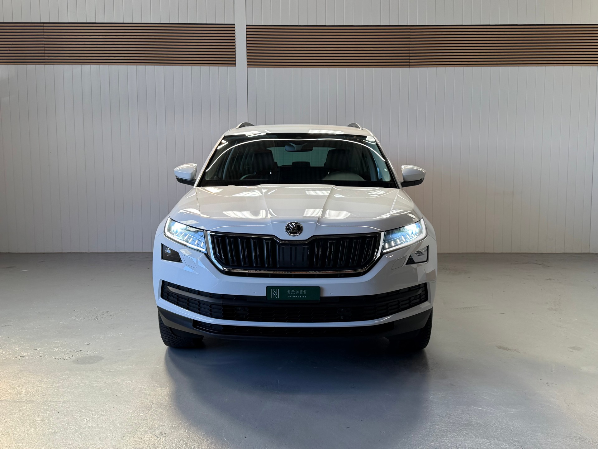 SKODA Kodiaq 2.0 TDI SCR Style 4x4 DSG frisch ab Service & MfK-image-7