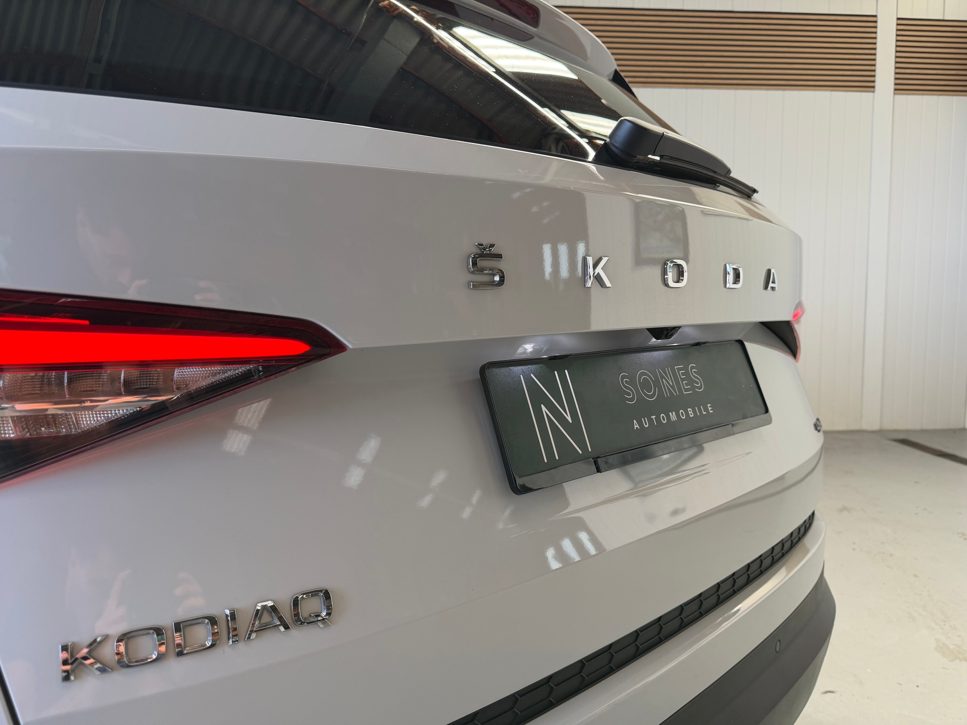 SKODA Kodiaq 2.0 TDI SCR Style 4x4 DSG frisch ab Service & MfK-image-23