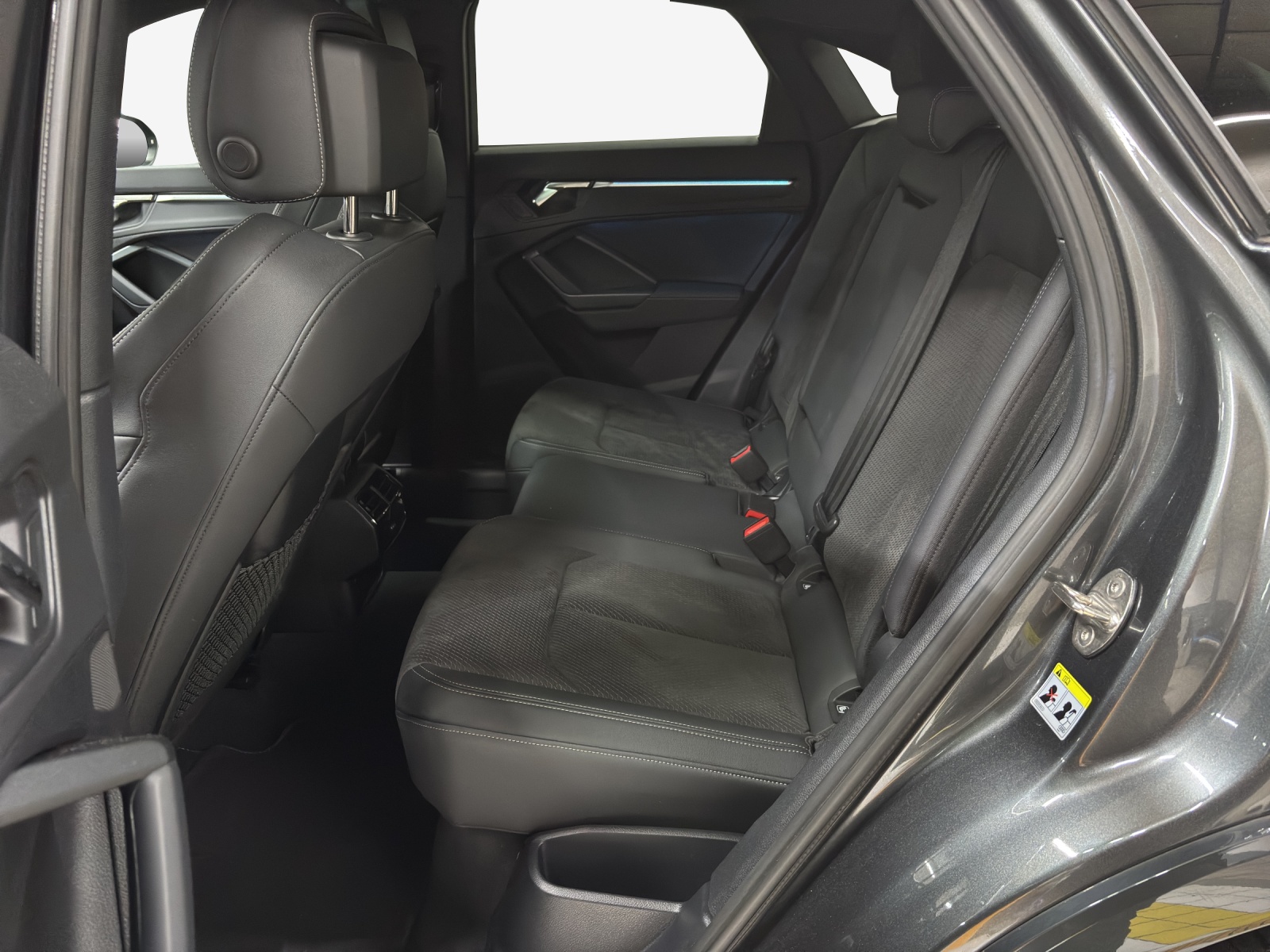 AUDI Q3 Sportback 35 TFSI S line Attraction S-tronic-image-11