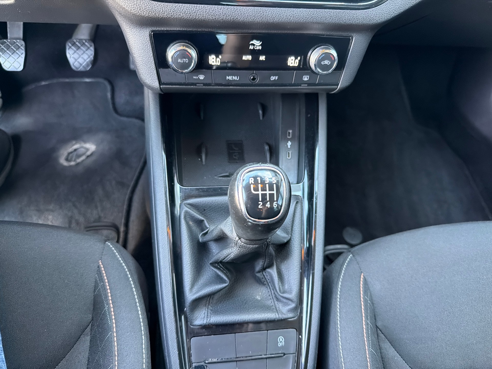 SKODA Kamiq 1.0 TSI Ambition-image-13