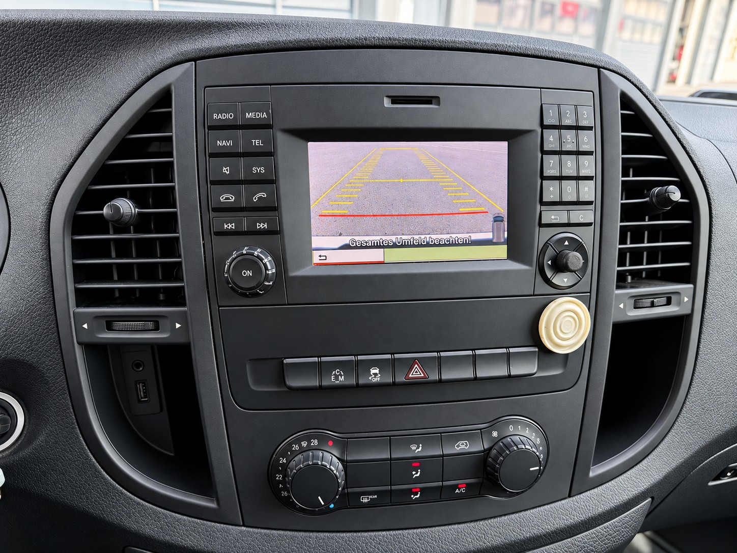 MERCEDES-BENZ Vito 114 L | Frisch ab MFK | Frisch ab Service | Navi | Rückfahrkamera | Klima-image-12