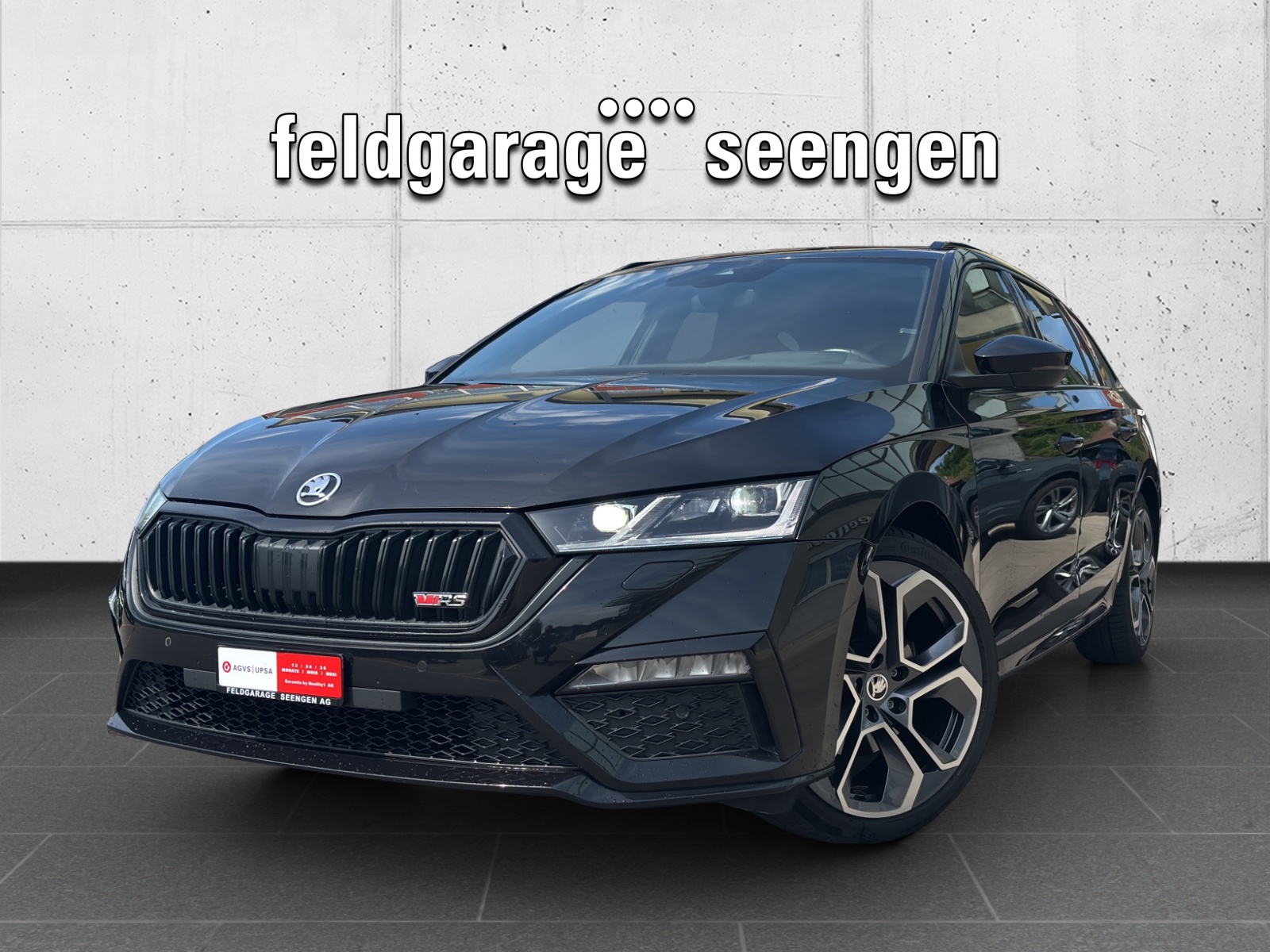 SKODA Octavia Combi 2.0 TDI DSG RS 4x4 mit AHK & Panorama-Ausstell-/Schiebedach & Rückfahrkamera-image-0