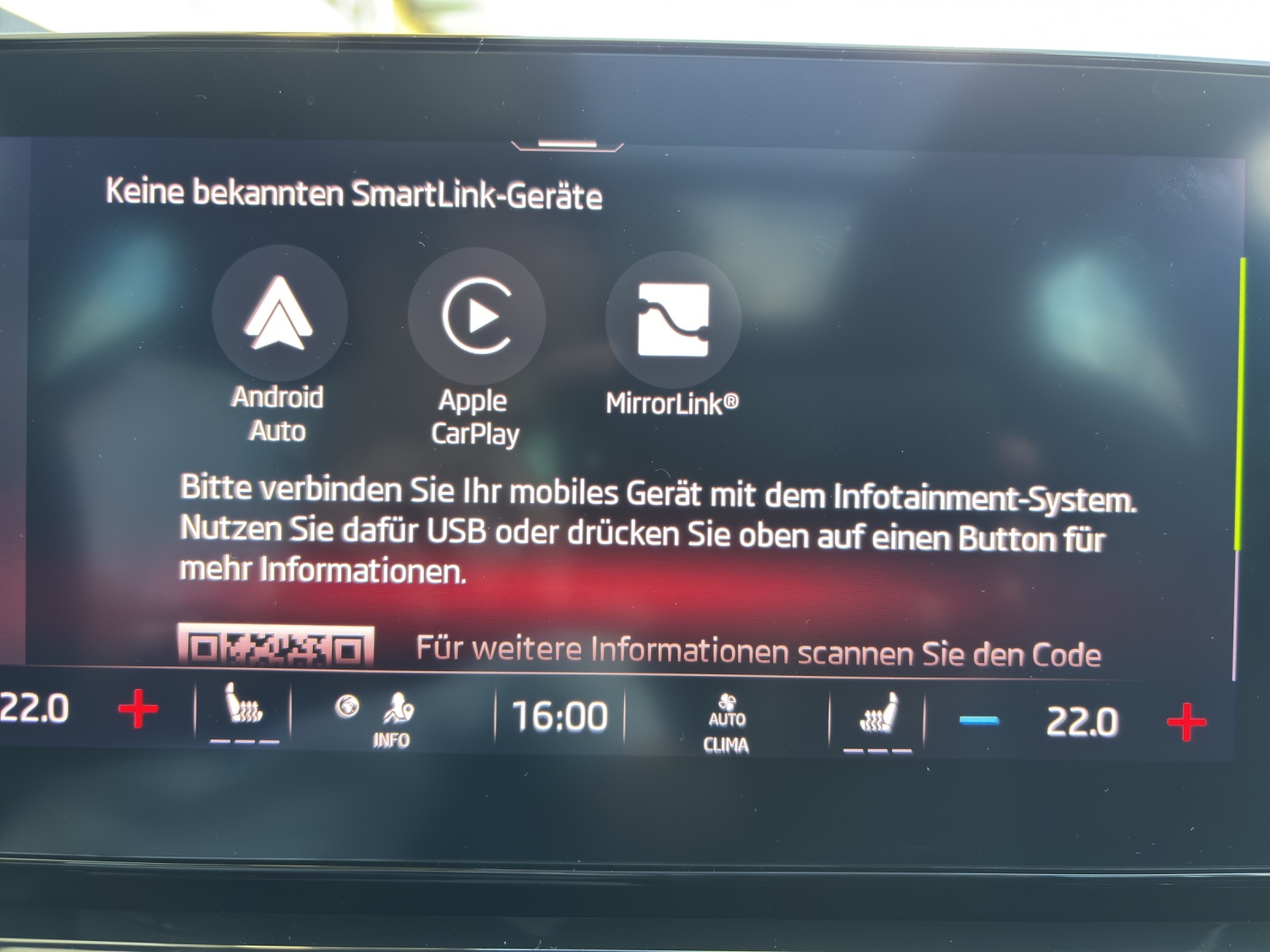 SKODA Octavia Combi 2.0 TDI DSG RS 4x4 mit AHK & Panorama-Ausstell-/Schiebedach & Rückfahrkamera-image-23