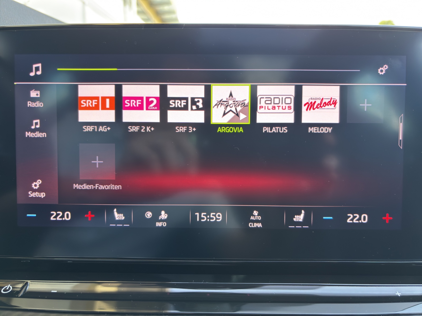 SKODA Octavia Combi 2.0 TDI DSG RS 4x4 mit AHK & Panorama-Ausstell-/Schiebedach & Rückfahrkamera-image-20
