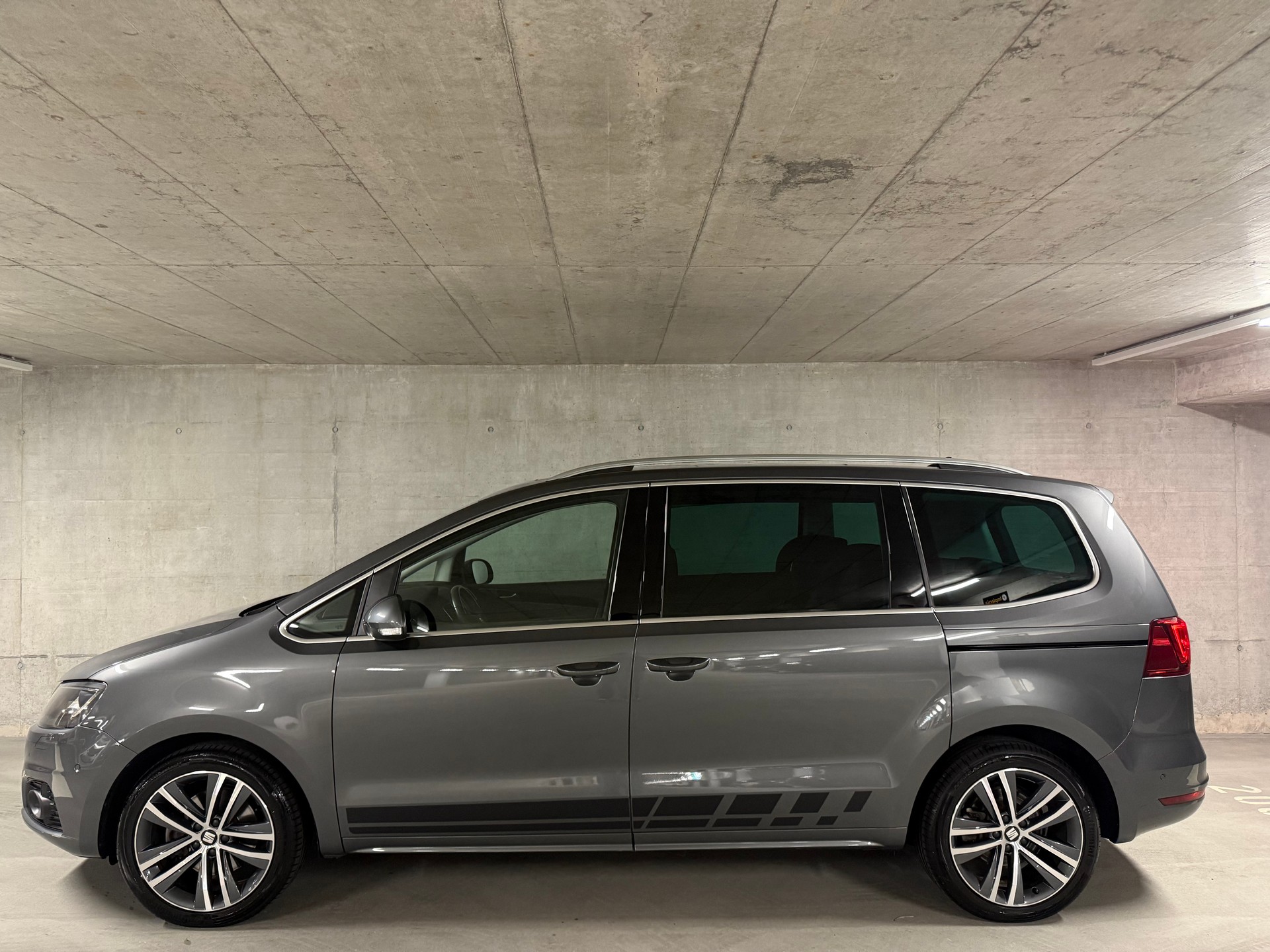 SEAT Alhambra 1.4 TSI Hola FR DSG S/S-image-2