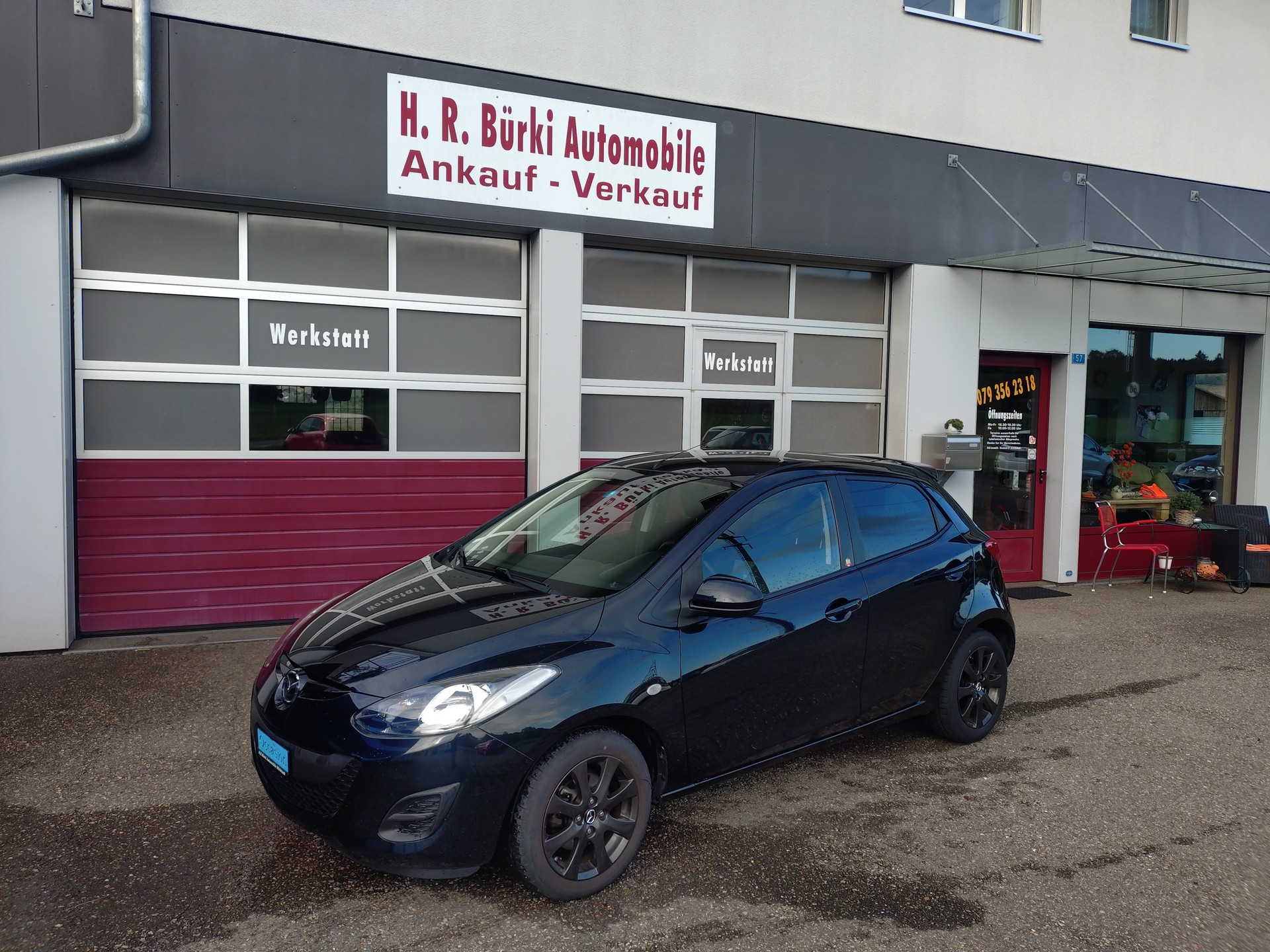 MAZDA 2 1.3i 16V Voila ma Suisse Edition-image-1