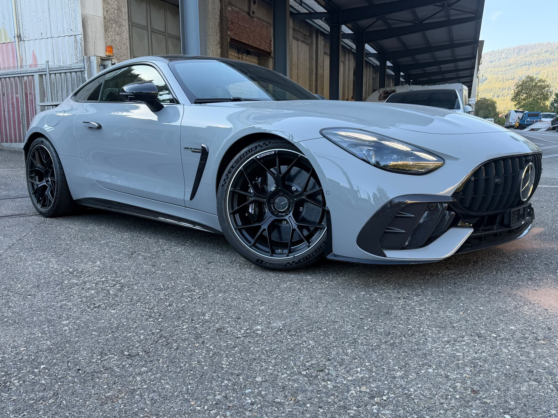 MERCEDES-BENZ AMG GT 63 PRO 4Matic+ Executive Edition-image-8
