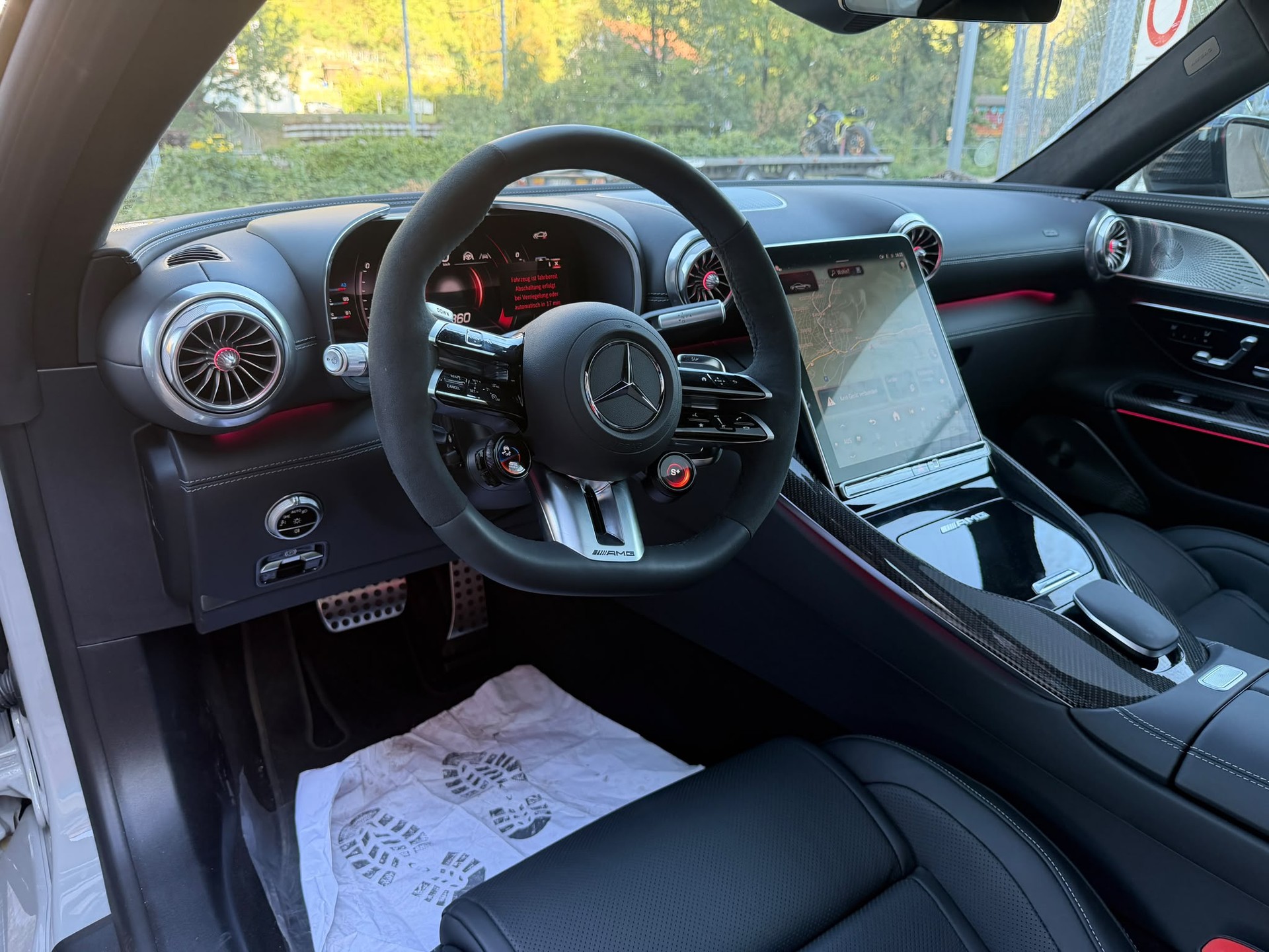MERCEDES-BENZ AMG GT 63 PRO 4Matic+ Executive Edition-image-11