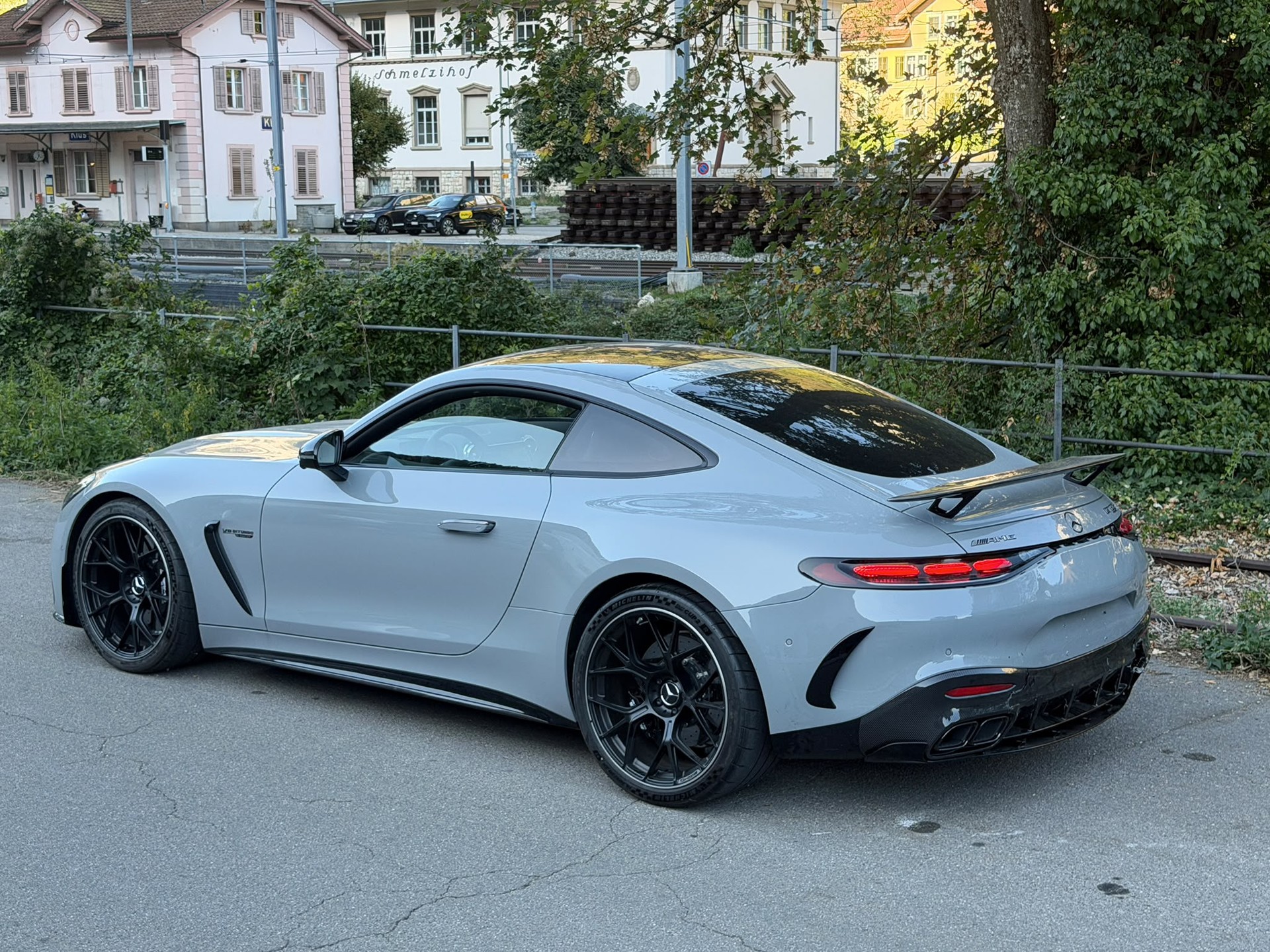 MERCEDES-BENZ AMG GT 63 PRO 4Matic+ Executive Edition-image-9
