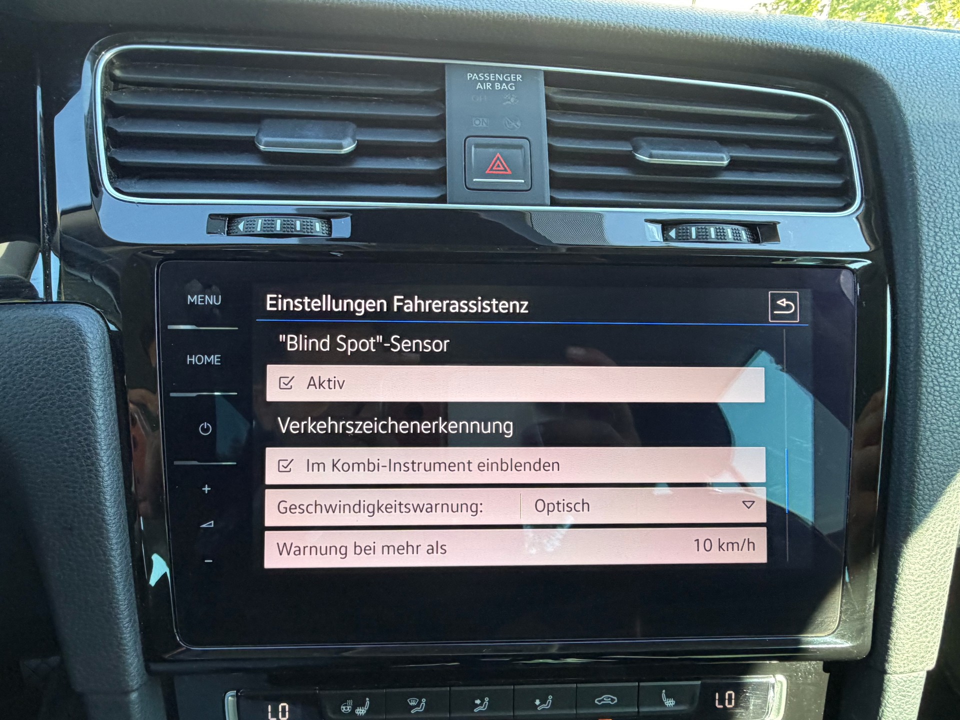 VW Golf Variant 2.0 TDI Highline 4Motion DSG-image-26