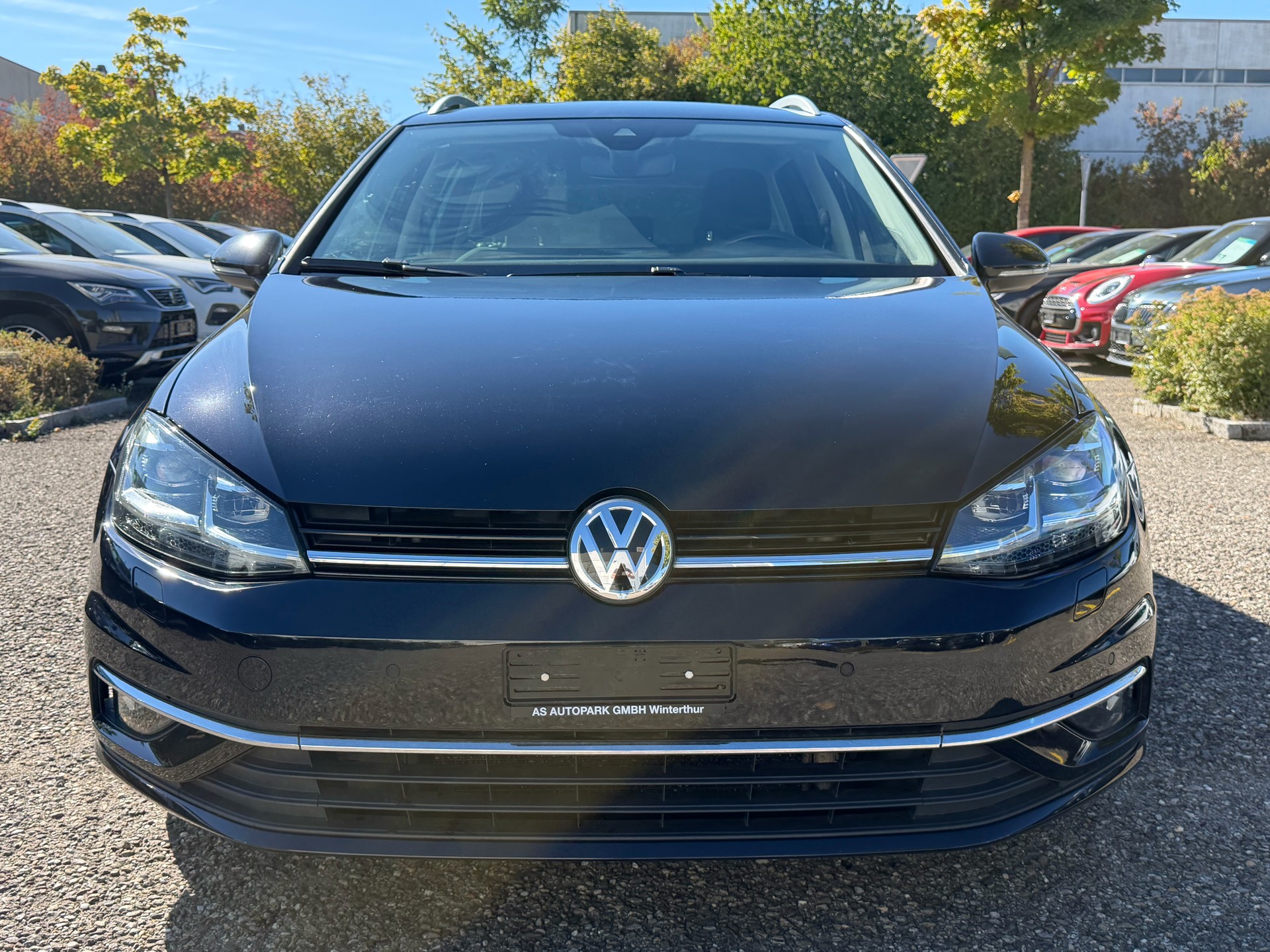 VW Golf Variant 2.0 TDI Highline 4Motion DSG-image-1