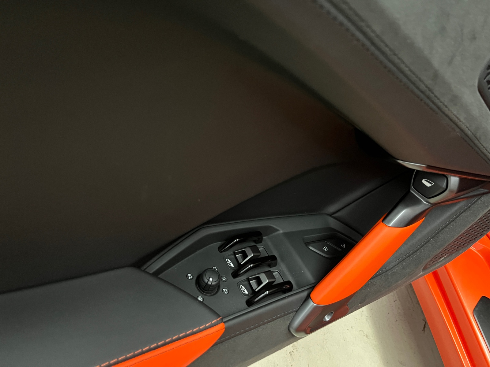 LAMBORGHINI Temerario HPEV-image-6