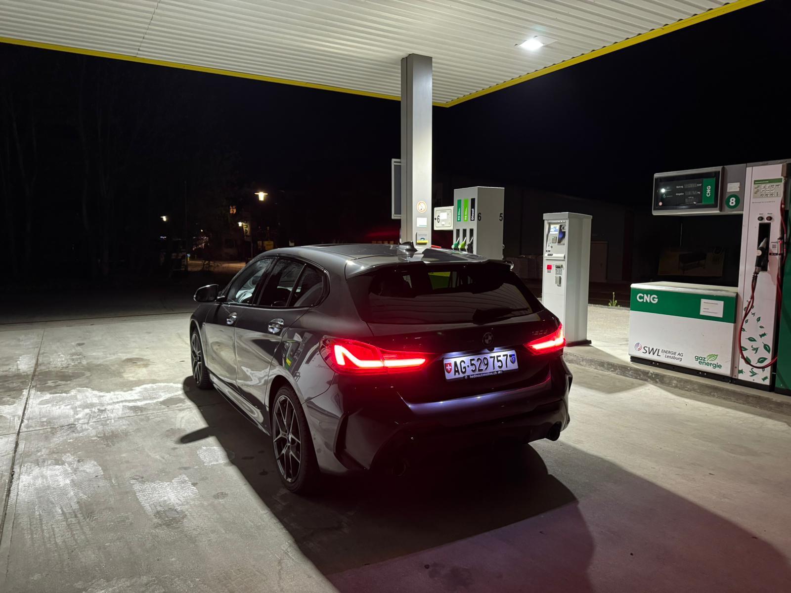 BMW 120d xDrive Steptronic M Sport Pro-image-2