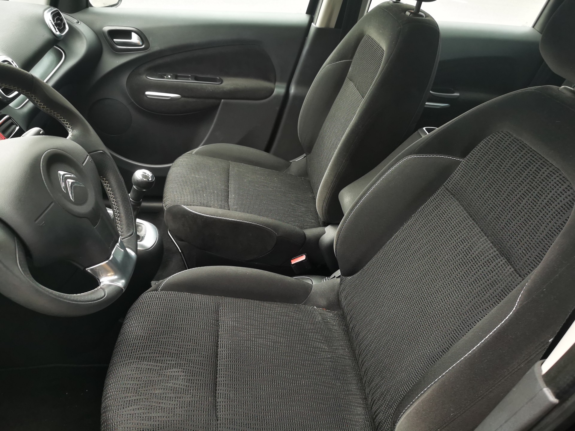 CITROEN C3 Picasso 1.2 Pure Tech**Motorschaden** Problème moteur-image-10