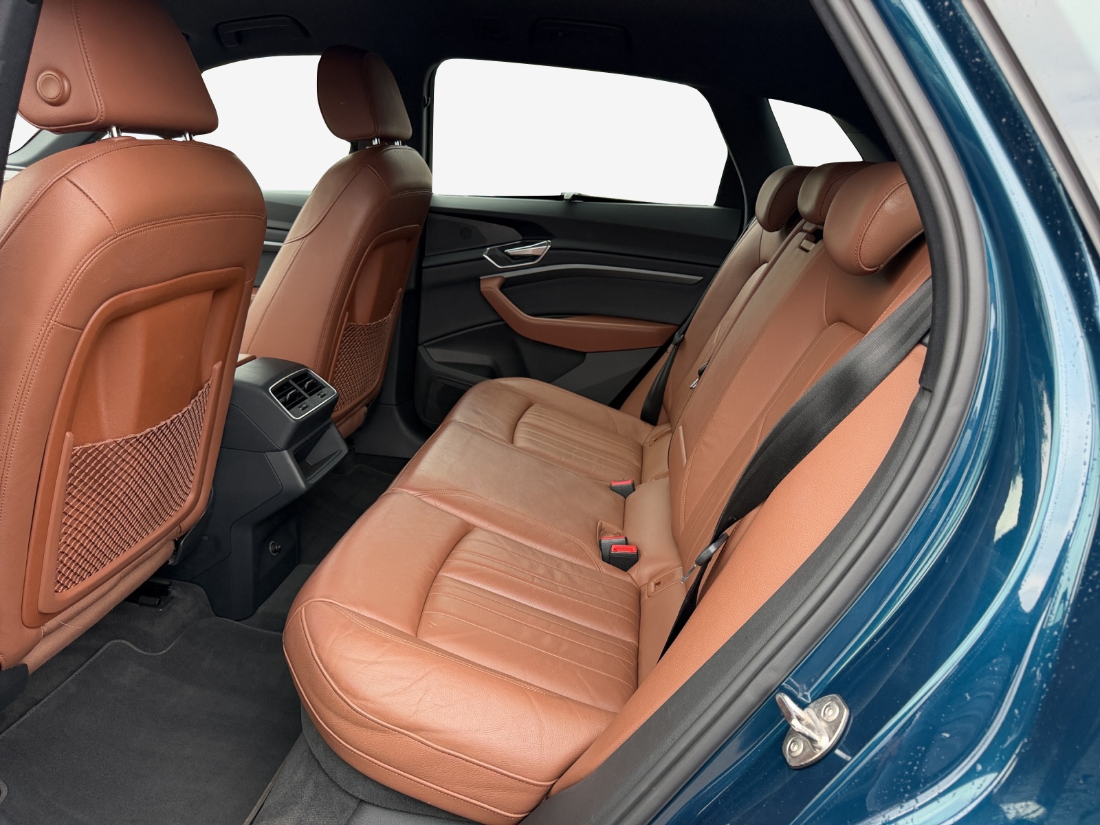 AUDI e-tron 50 Advanced Attraction quattro-image-11