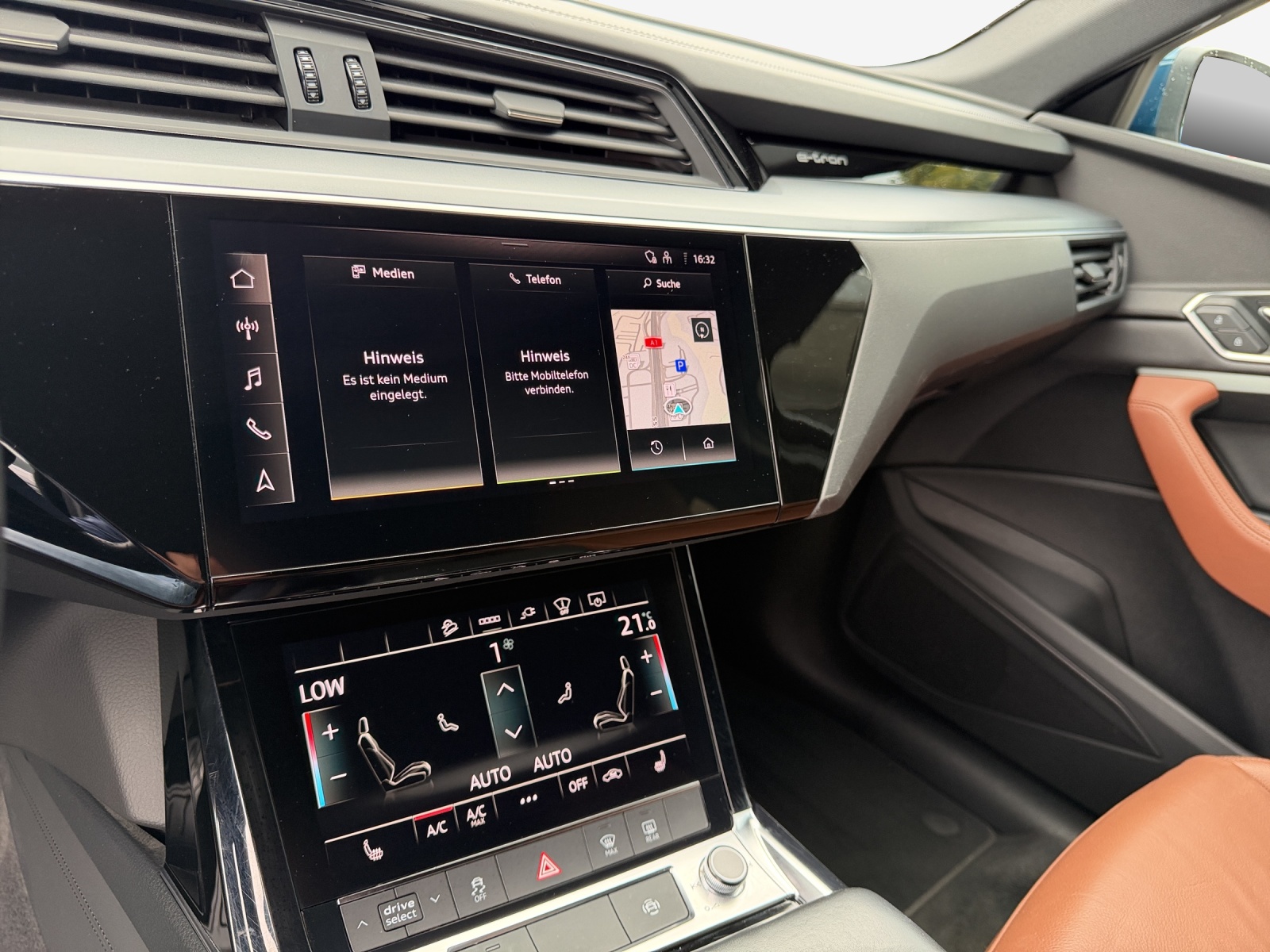 AUDI e-tron 50 Advanced Attraction quattro-image-10