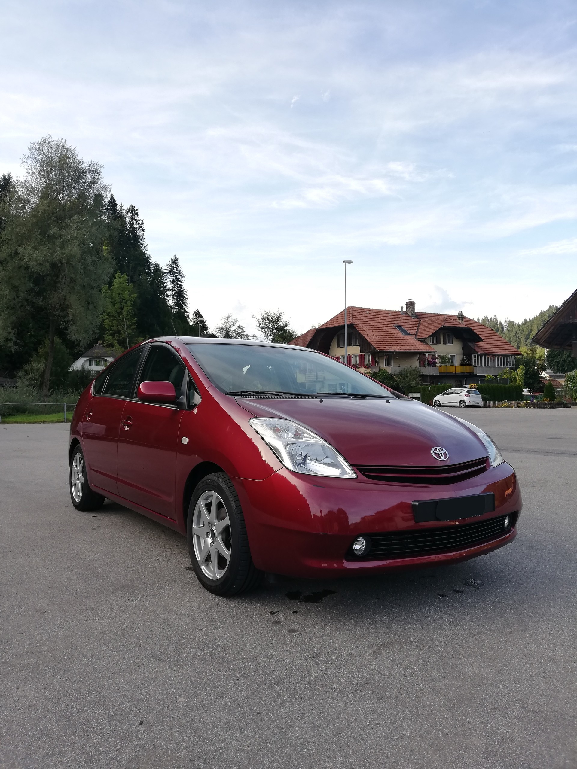 TOYOTA Prius 1.5 16V Hybrid-image-2