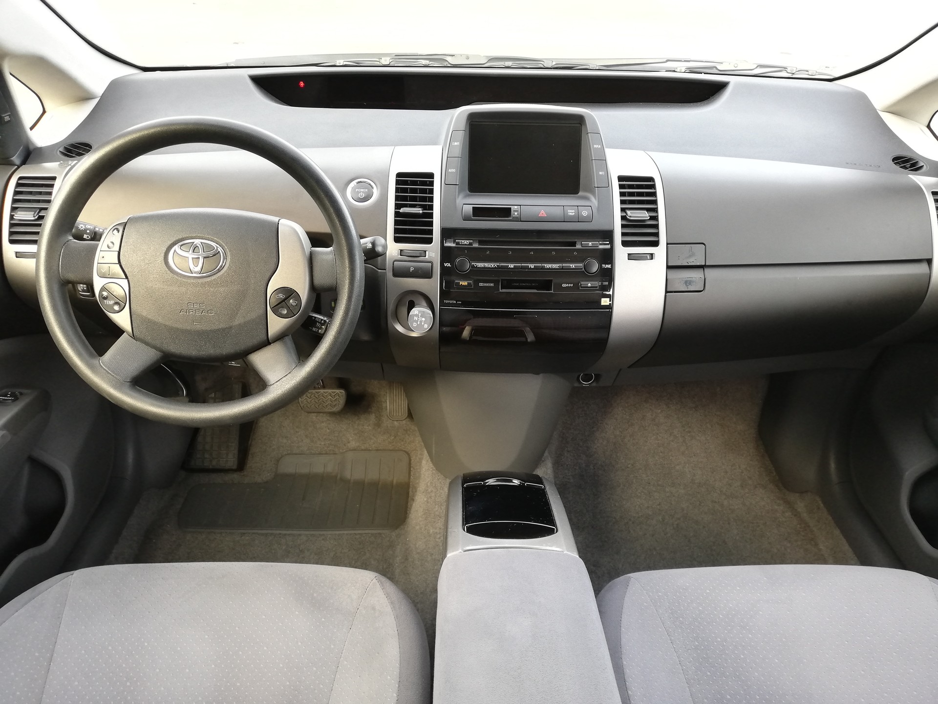 TOYOTA Prius 1.5 16V Hybrid-image-8