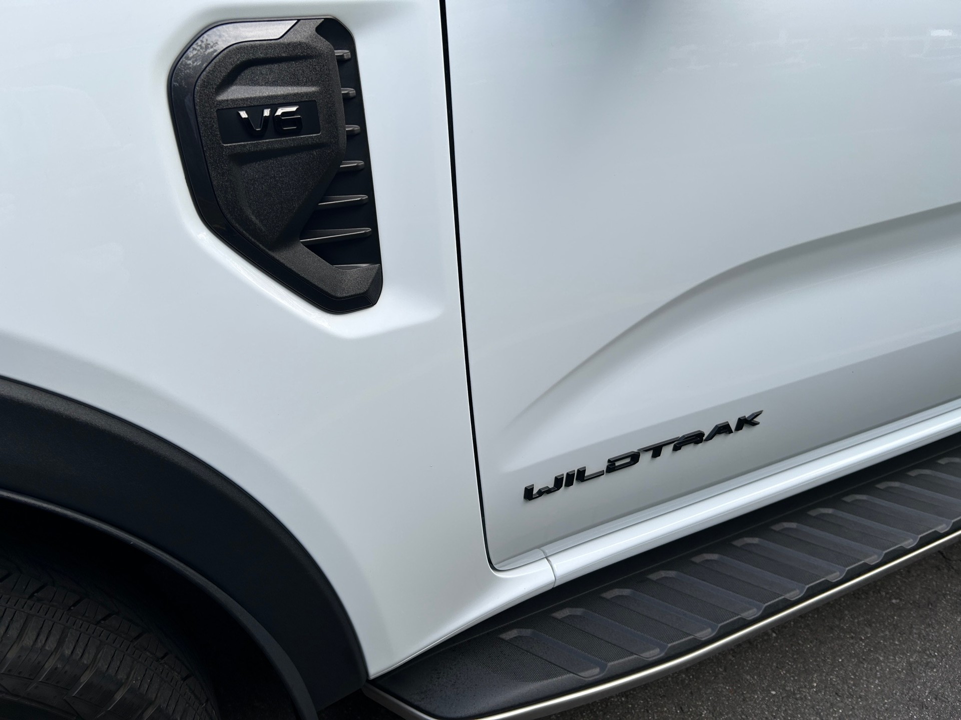 FORD Ranger Wildtrak 3.0 Eco Blue 4WD Automat -AHK 3.5 Tonnen-el. Abdeckrollo-adaptiver Tempomat-360 Grad Kamera--image-24