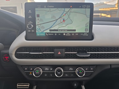 Honda ZR-V 2.0i MMD Advance — photo 8