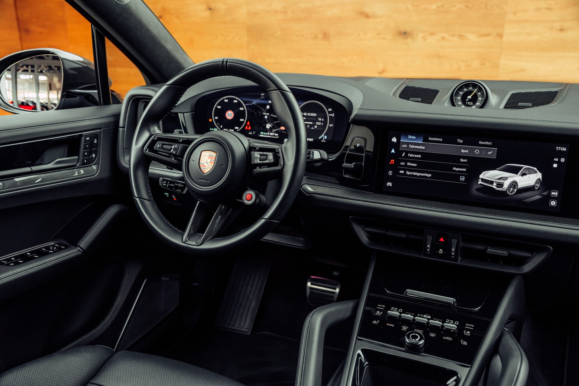 PORSCHE Cayenne Turbo E-Hybrid mit GT-Paket Arktikgrau-image-14