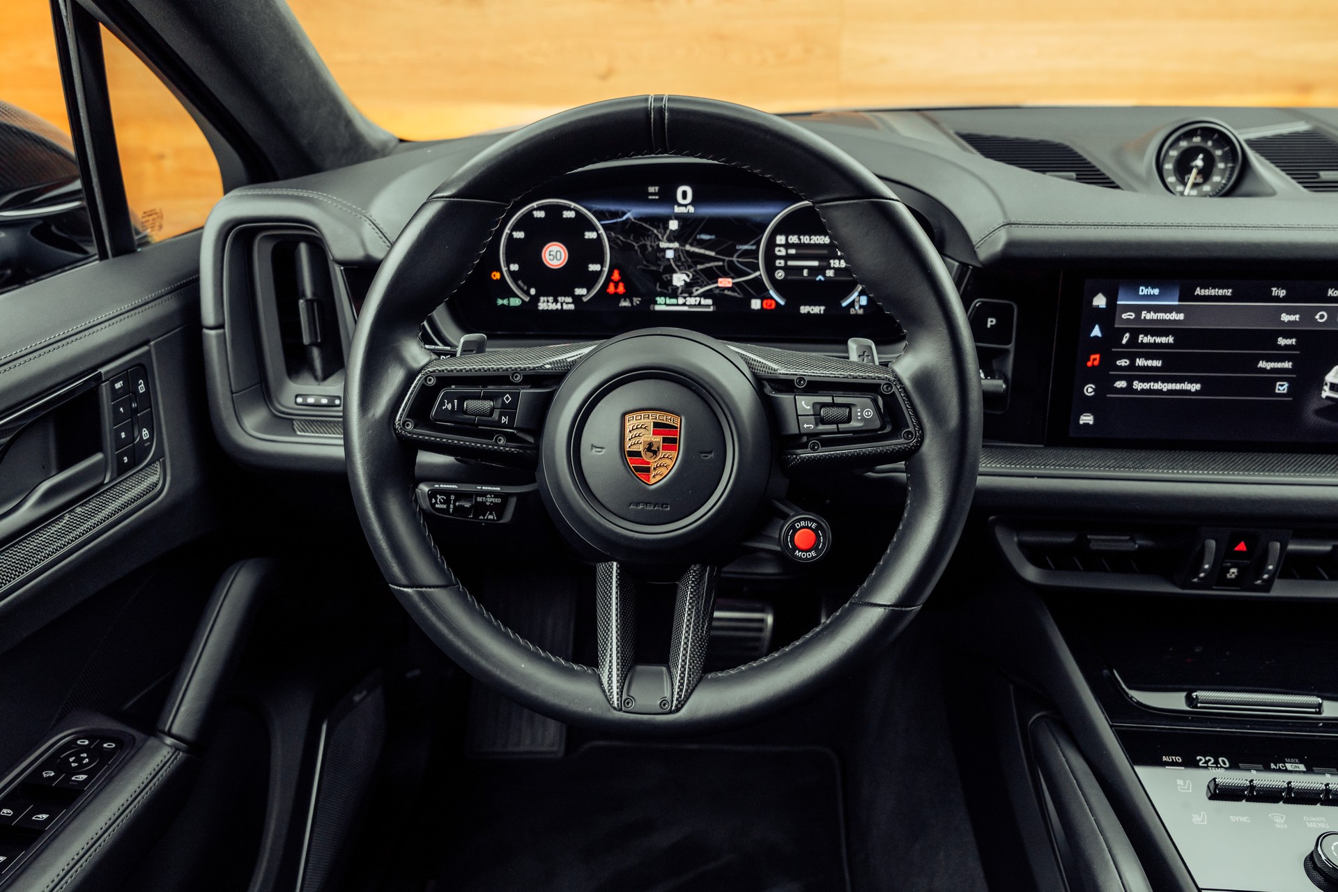 PORSCHE Cayenne Turbo E-Hybrid mit GT-Paket Arktikgrau-image-15