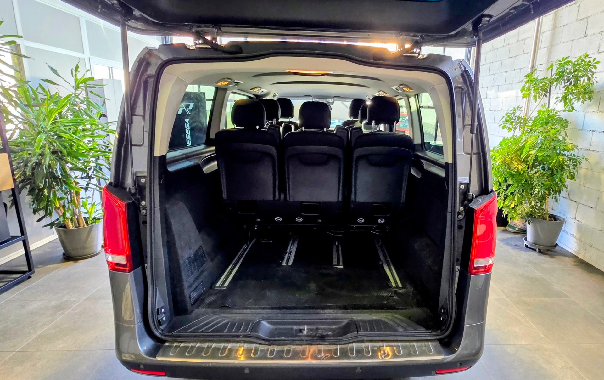 MERCEDES-BENZ Vito 116 CDI Base Tourer 4Matic 9G-Tronic-image-6