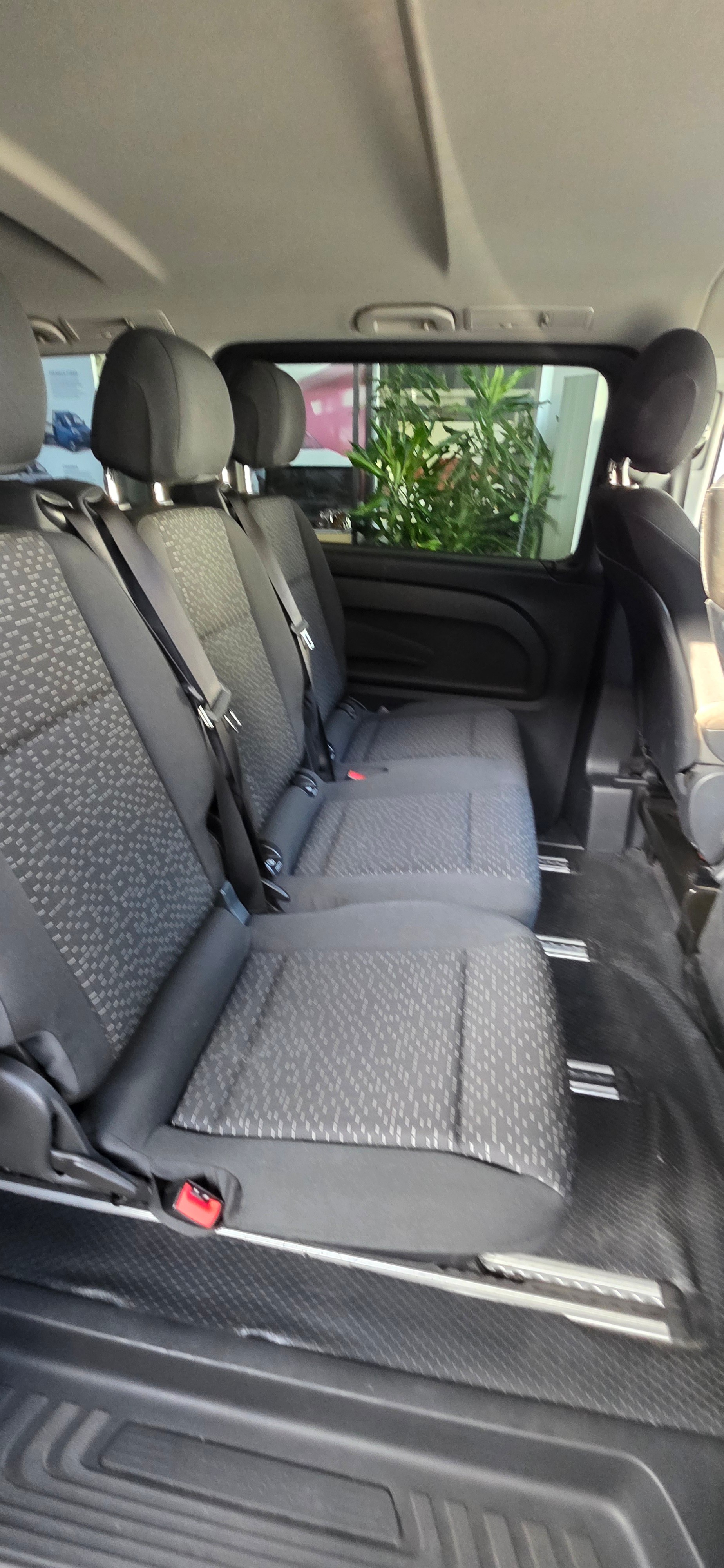 MERCEDES-BENZ Vito 116 CDI Base Tourer 4Matic 9G-Tronic-image-11