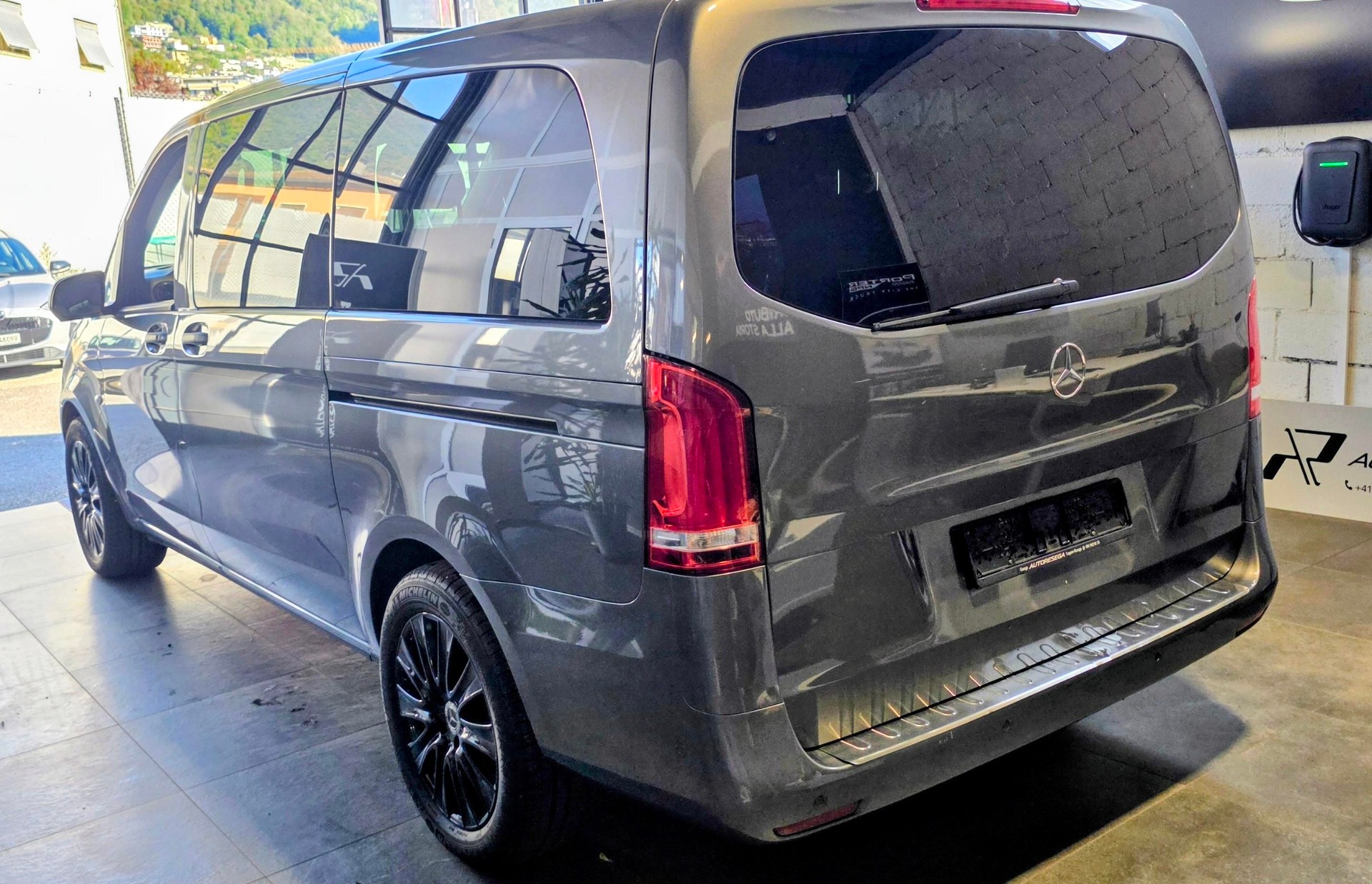 MERCEDES-BENZ Vito 116 CDI Base Tourer 4Matic 9G-Tronic-image-3