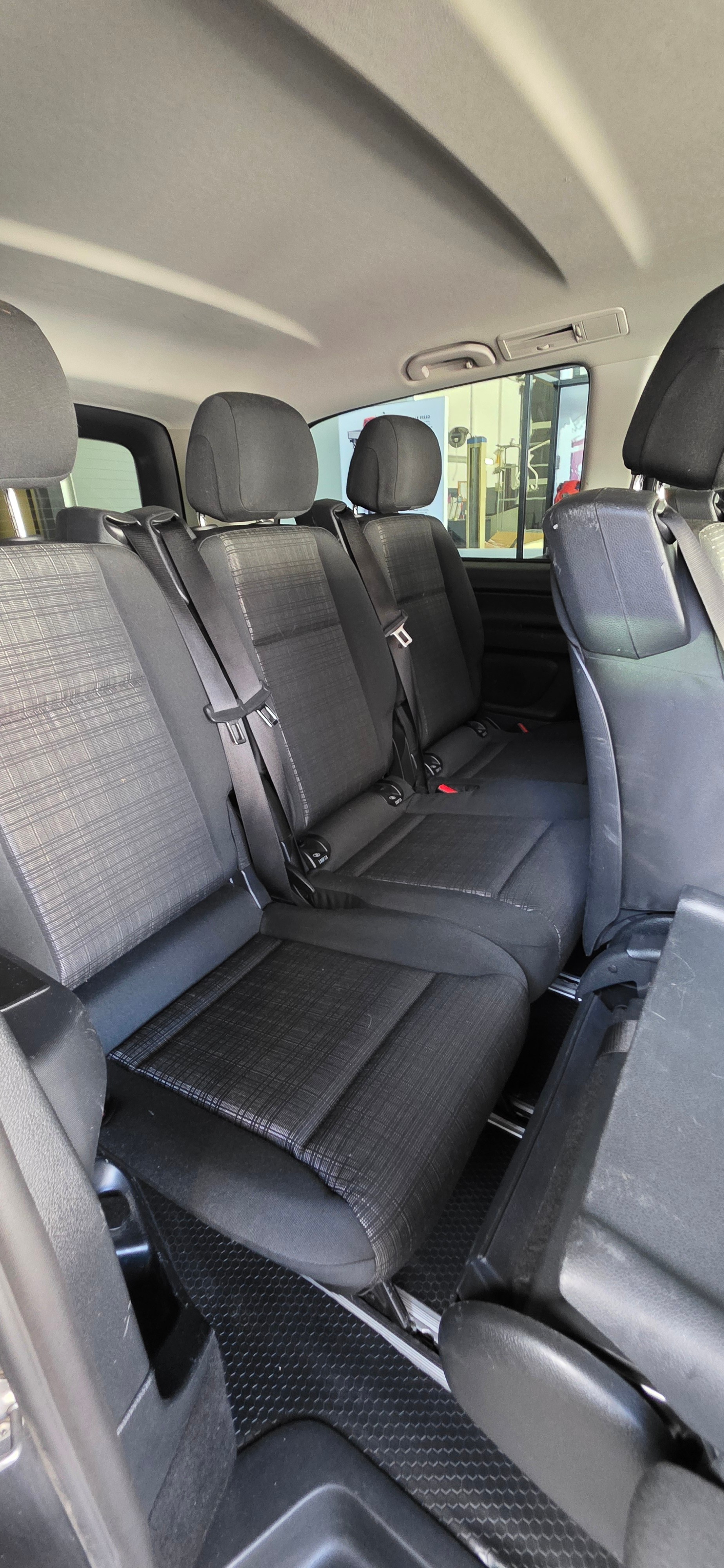 MERCEDES-BENZ Vito 116 CDI Base Tourer 4Matic 9G-Tronic-image-12