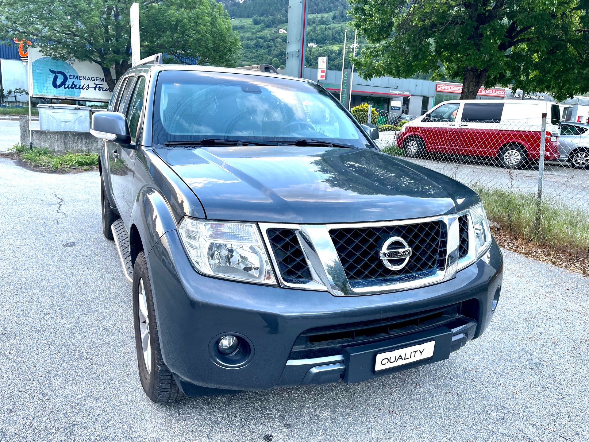 NISSAN Pathfinder 2.5 dCi XE