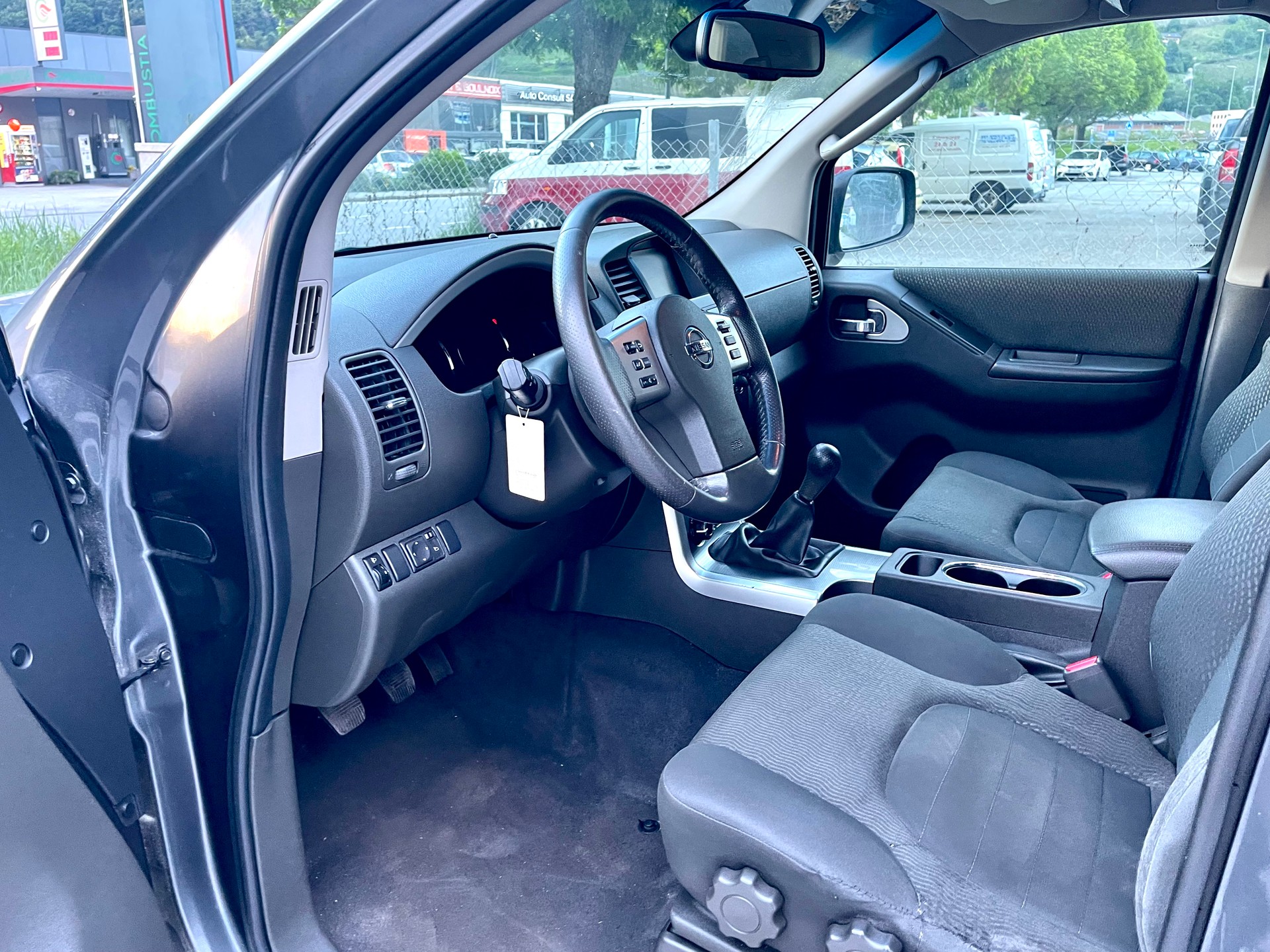 NISSAN Pathfinder 2.5 dCi XE-image-9