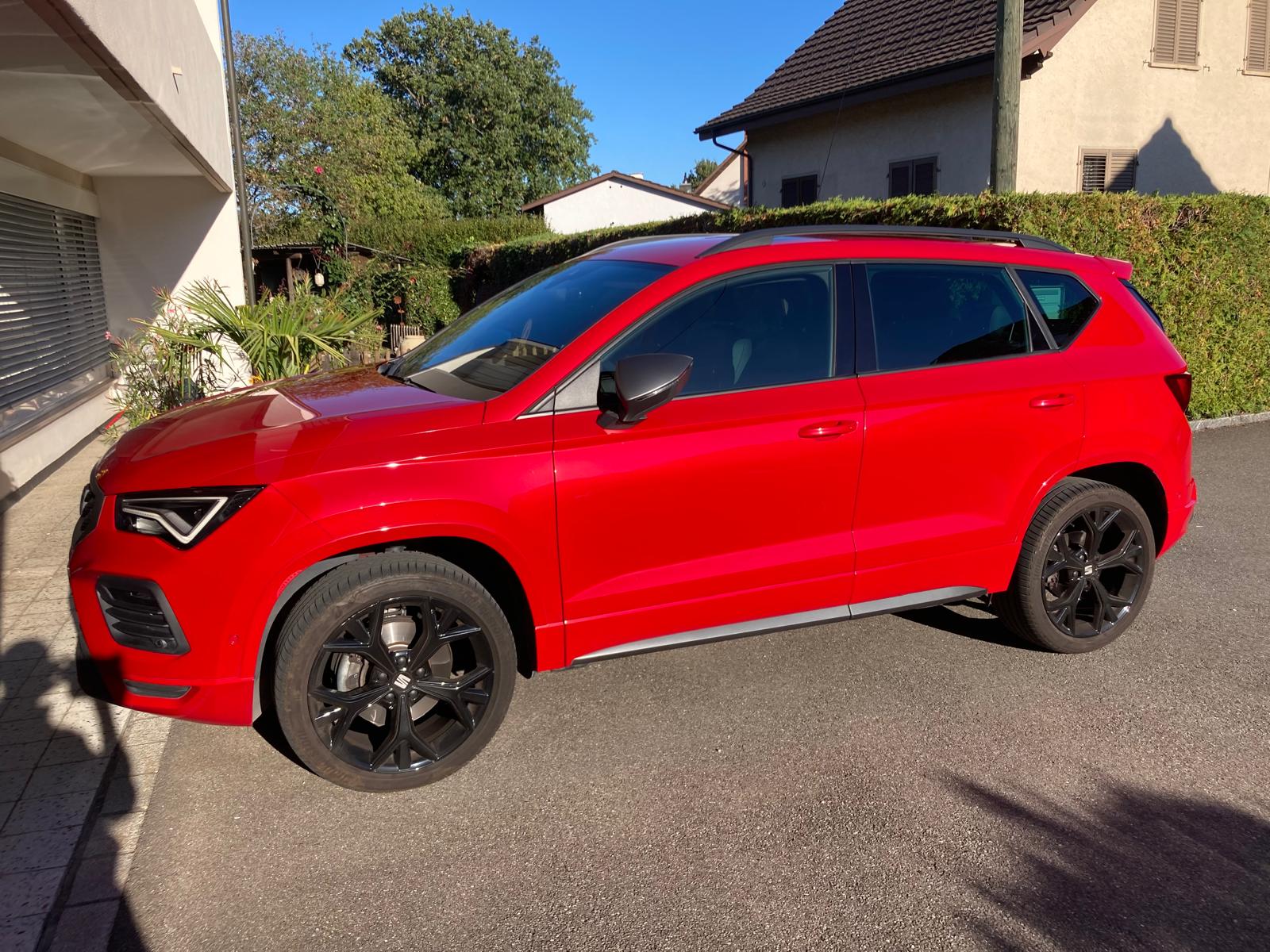 SEAT 2.0 TSI Move FR 4Drive DSG-image-0