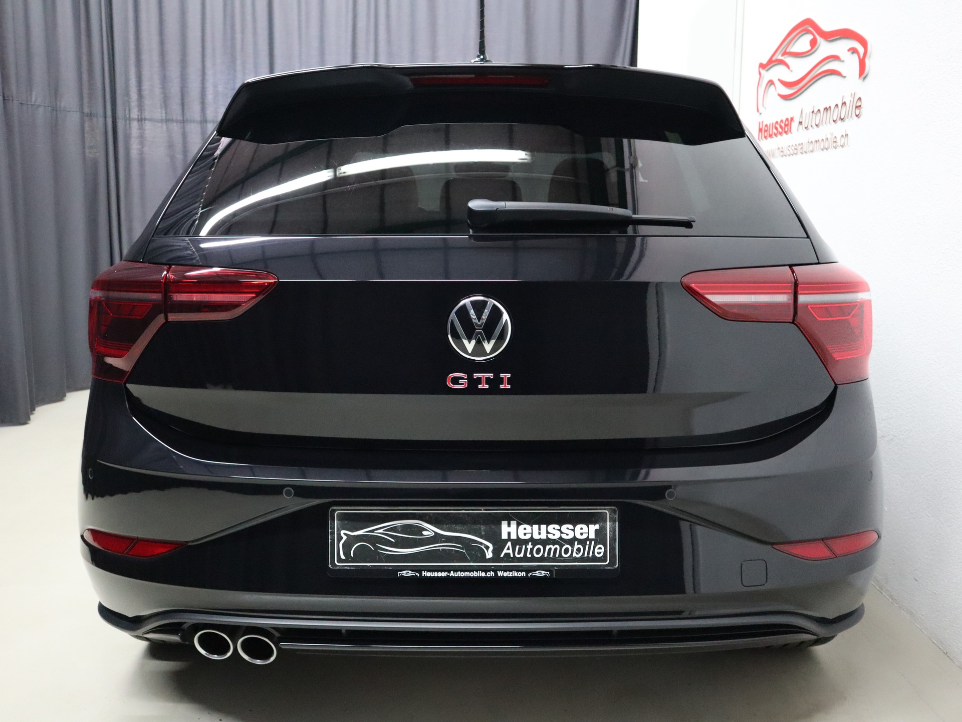 VW Polo 2.0 TSI GTI DSG - IQ Light - Panorama - Navi - Leder/Alcantara - Beats - Virtual Cockpit - Keyless - Kamera - 207 PS-image-5
