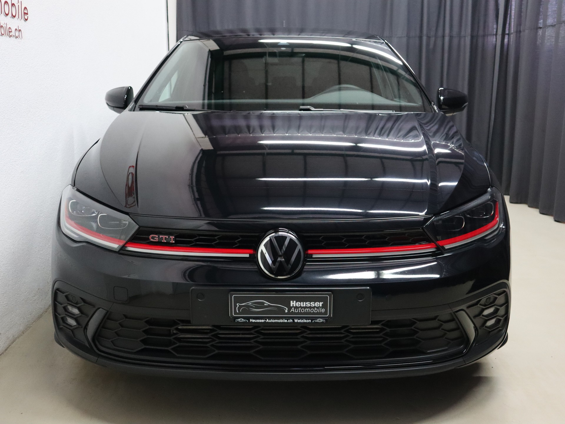VW Polo 2.0 TSI GTI DSG - IQ Light - Panorama - Navi - Leder/Alcantara - Beats - Virtual Cockpit - Keyless - Kamera - 207 PS-image-7